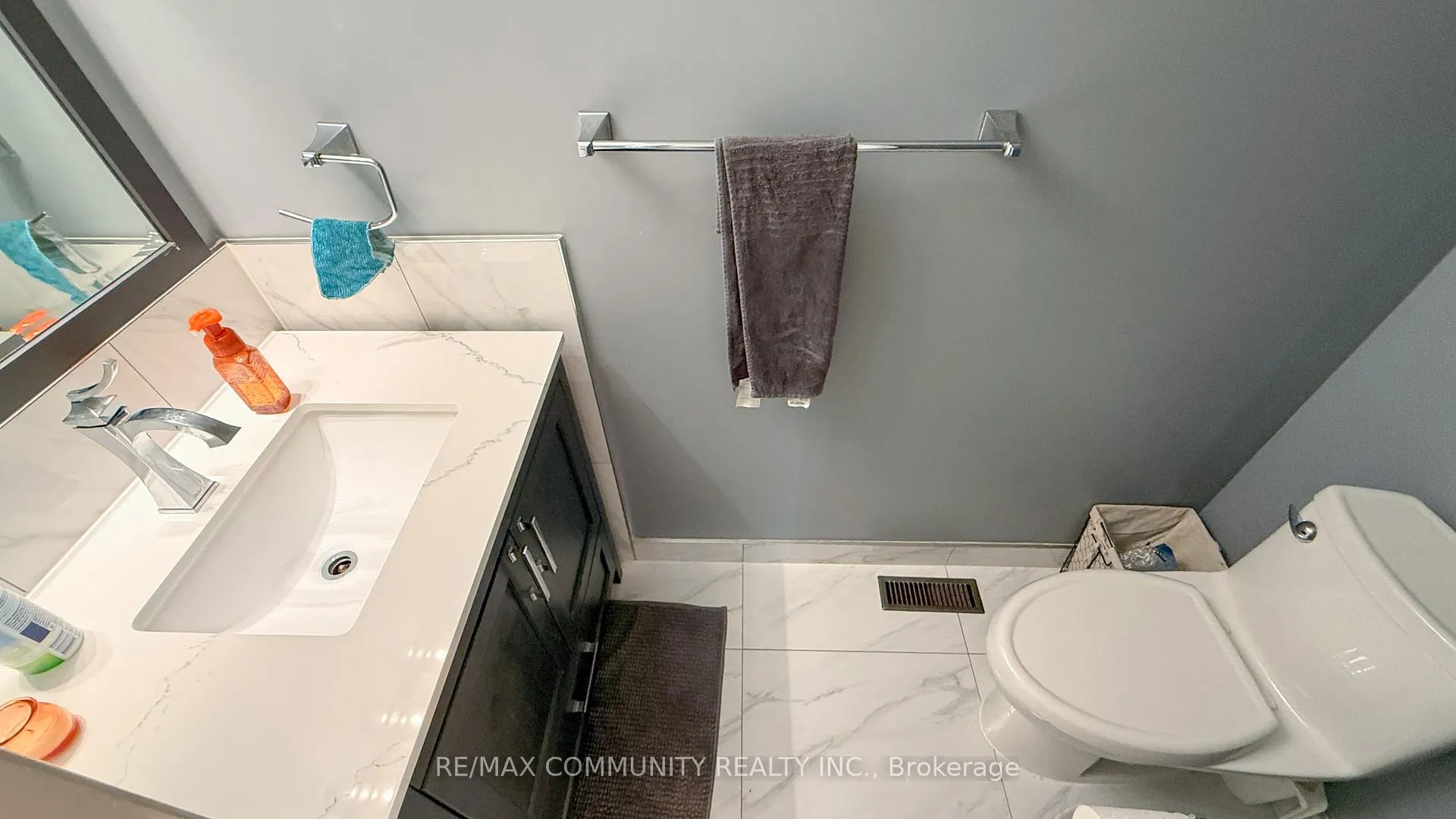 Photo 13 of 66 Mcgonigal Lane, Ajax, Central — HOMEH