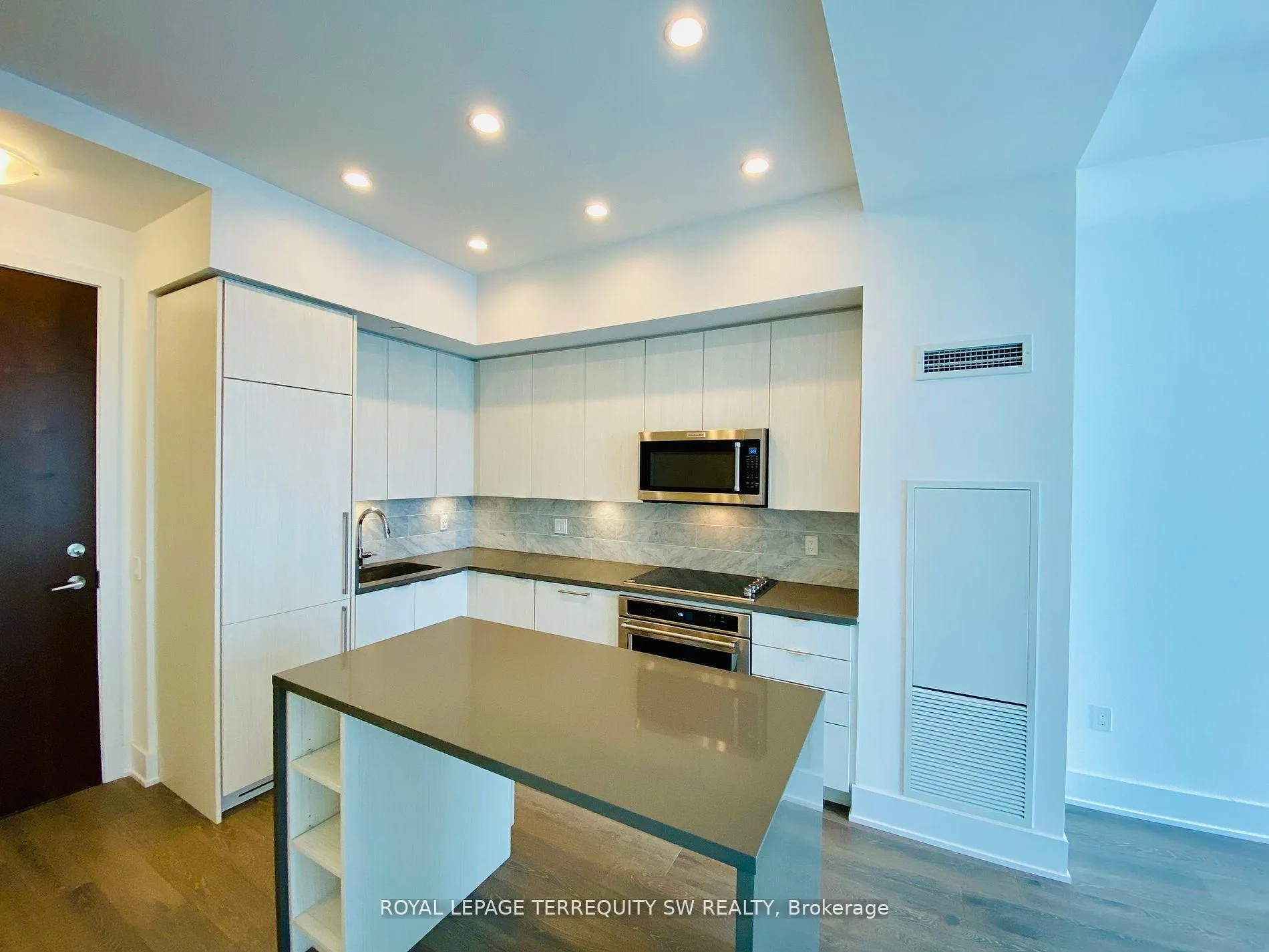 Photo 2 of Unit LPH09, 38 Iannuzzi Street, Toronto, Niagara — HOMEH