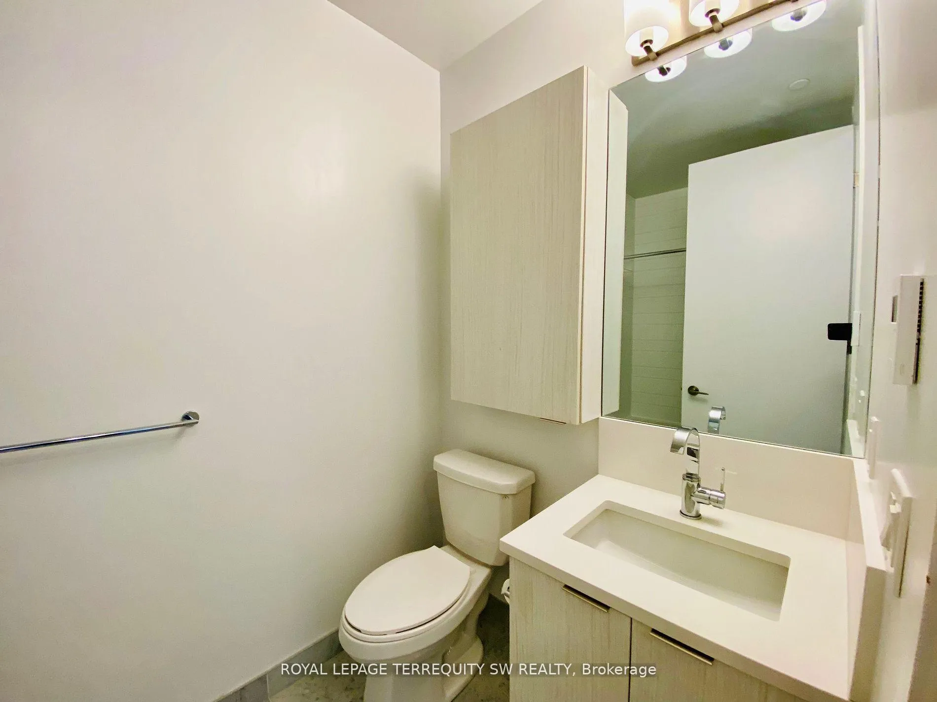 Photo 7 of Unit LPH09, 38 Iannuzzi Street, Toronto, Niagara — HOMEH