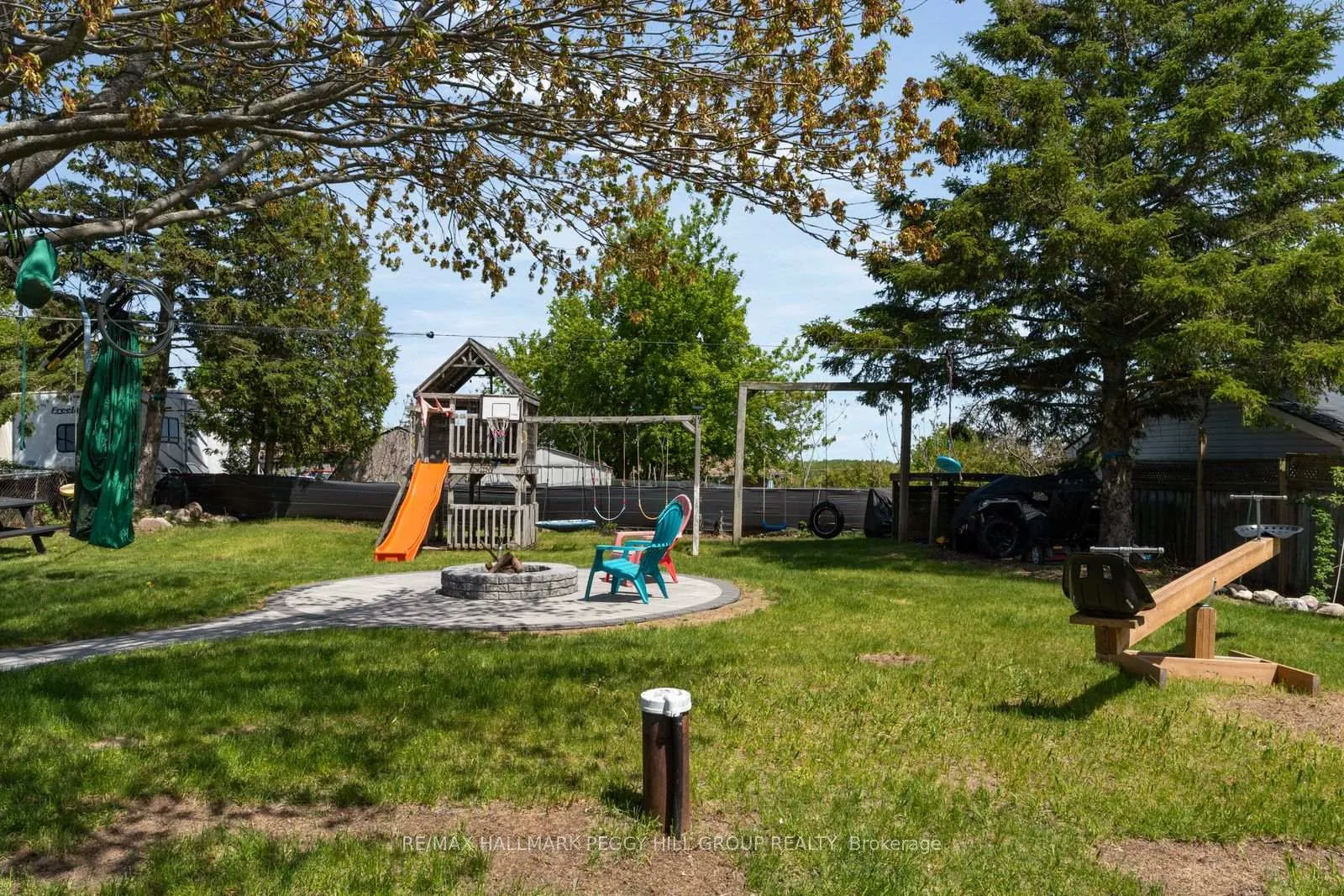 Photo 17 of 865 John Street, Innisfil, Churchill — HOMEH