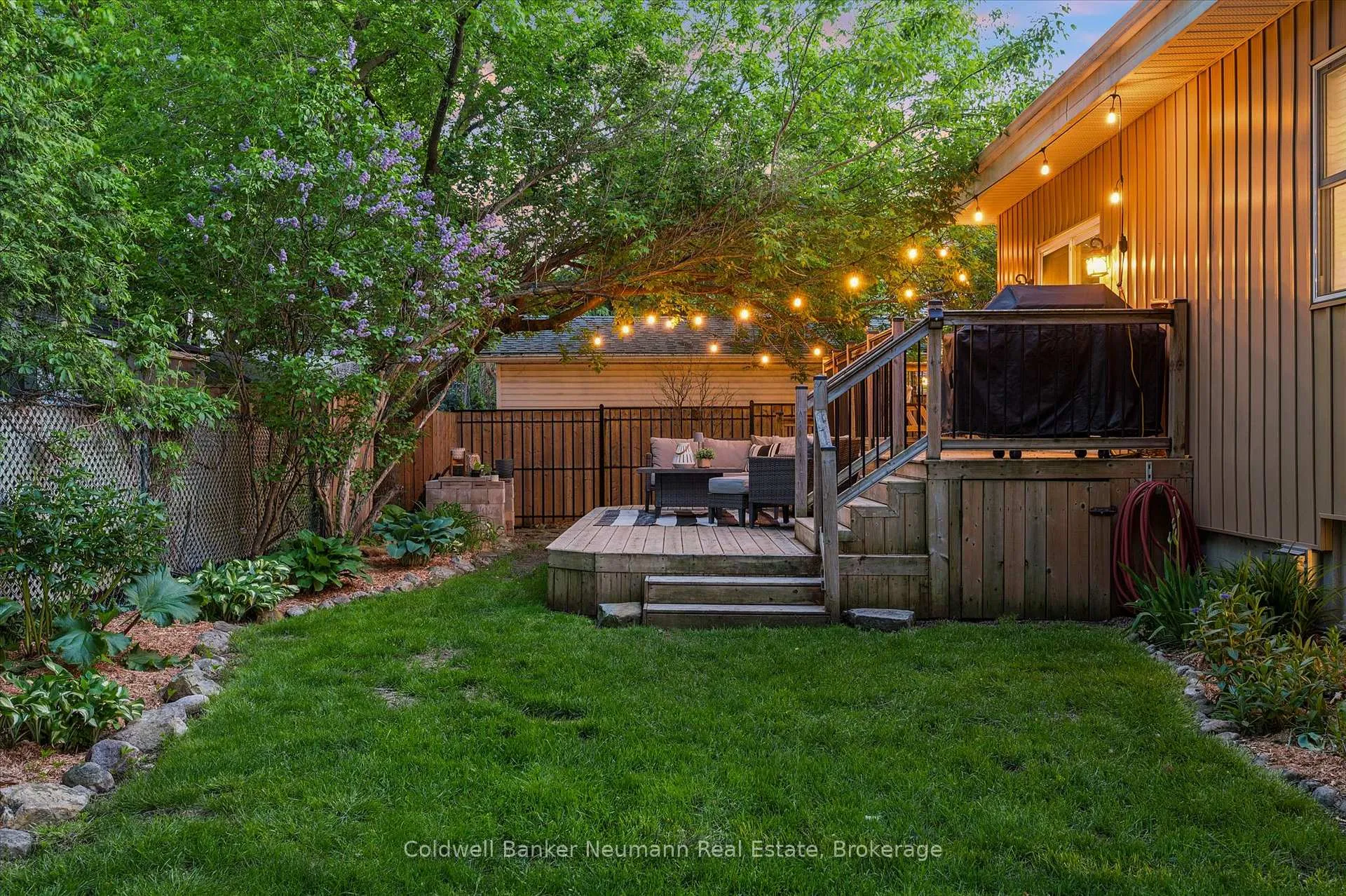 Photo 35 of 169 Palmer Street, Guelph, St. George's — HOMEH