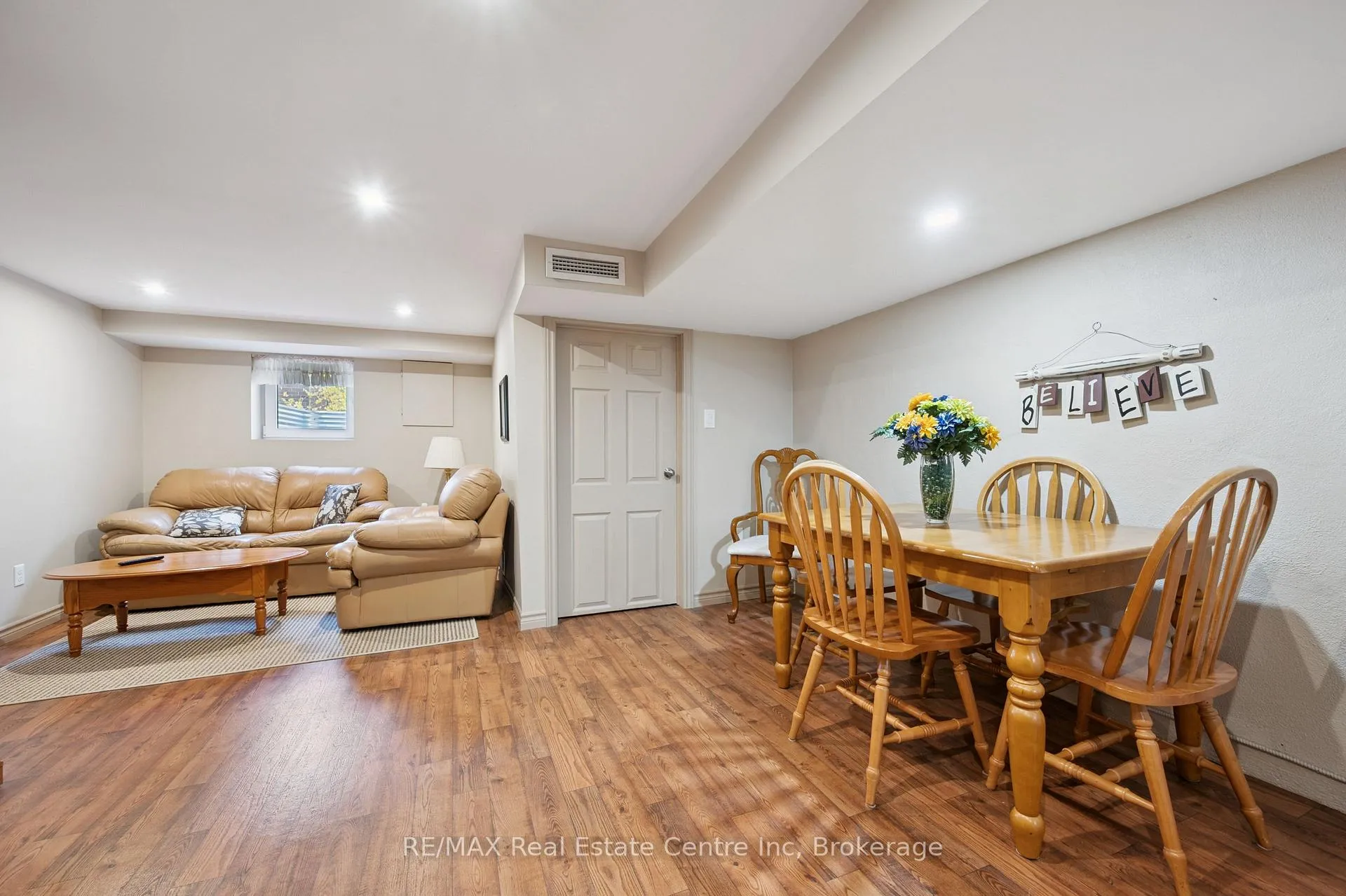 Photo 26 of 8 Harcourt Drive, Guelph, Dovercliffe Park/Old University — HOMEH