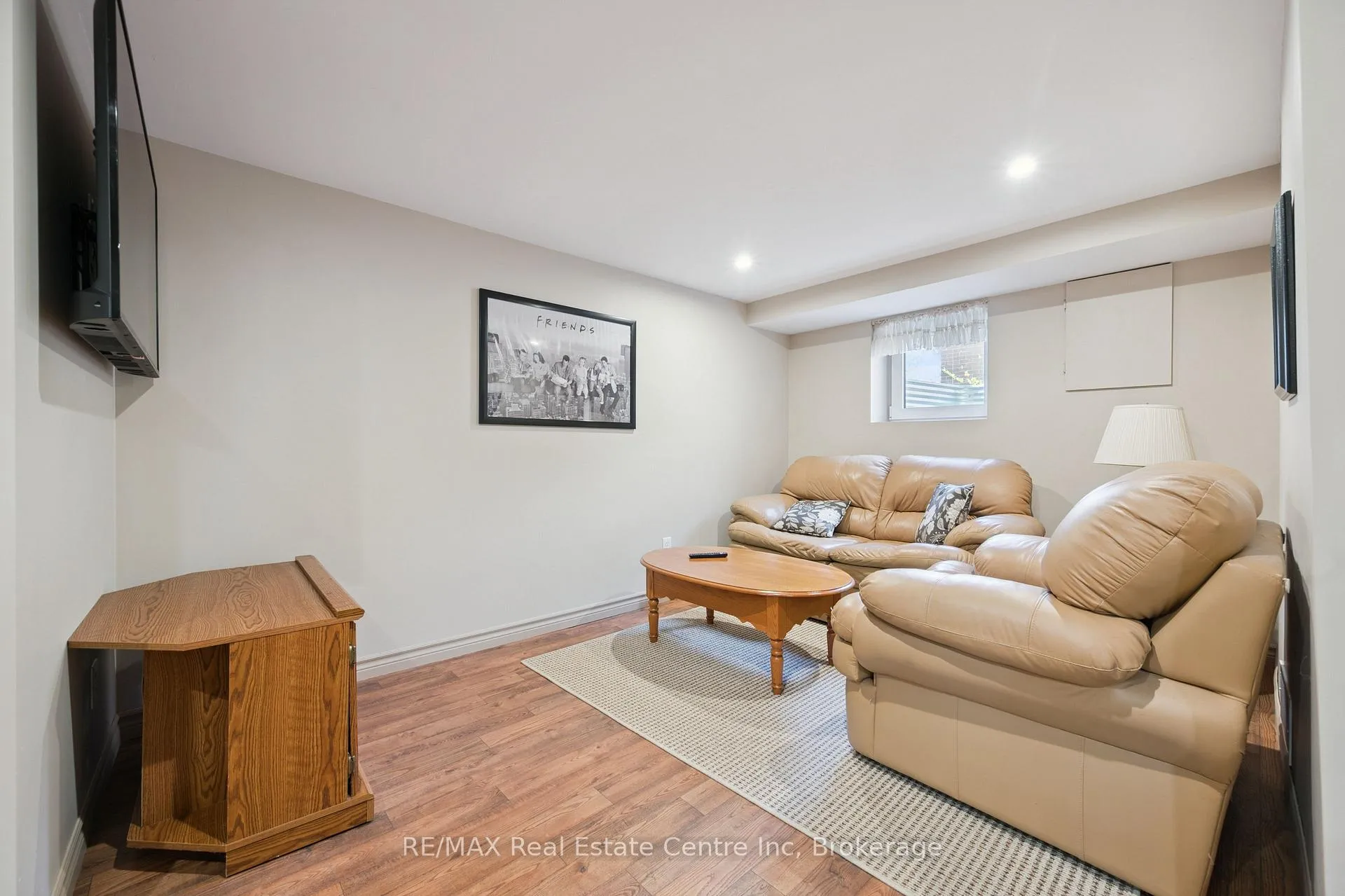 Photo 27 of 8 Harcourt Drive, Guelph, Dovercliffe Park/Old University — HOMEH