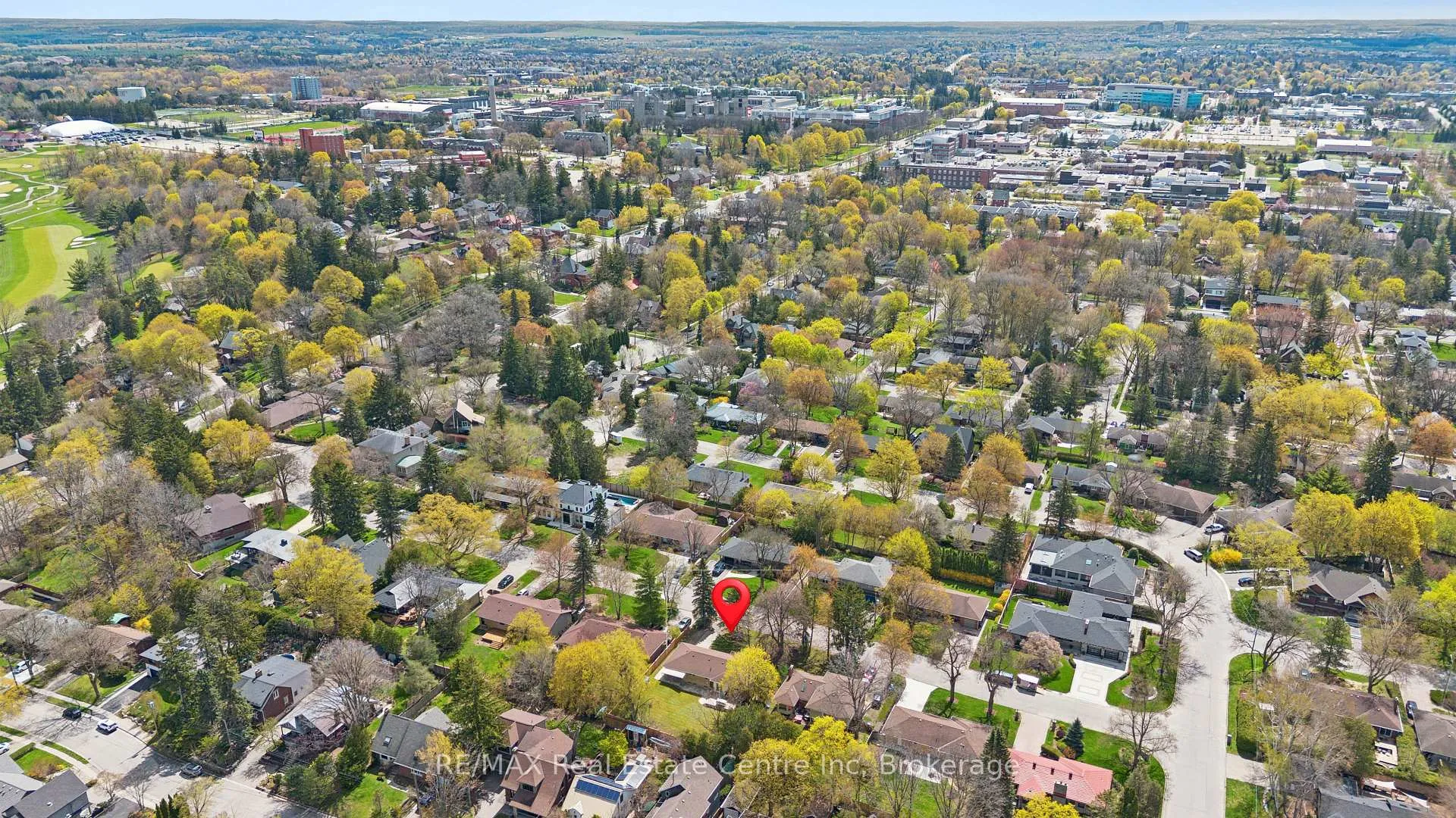 Photo 38 of 8 Harcourt Drive, Guelph, Dovercliffe Park/Old University — HOMEH