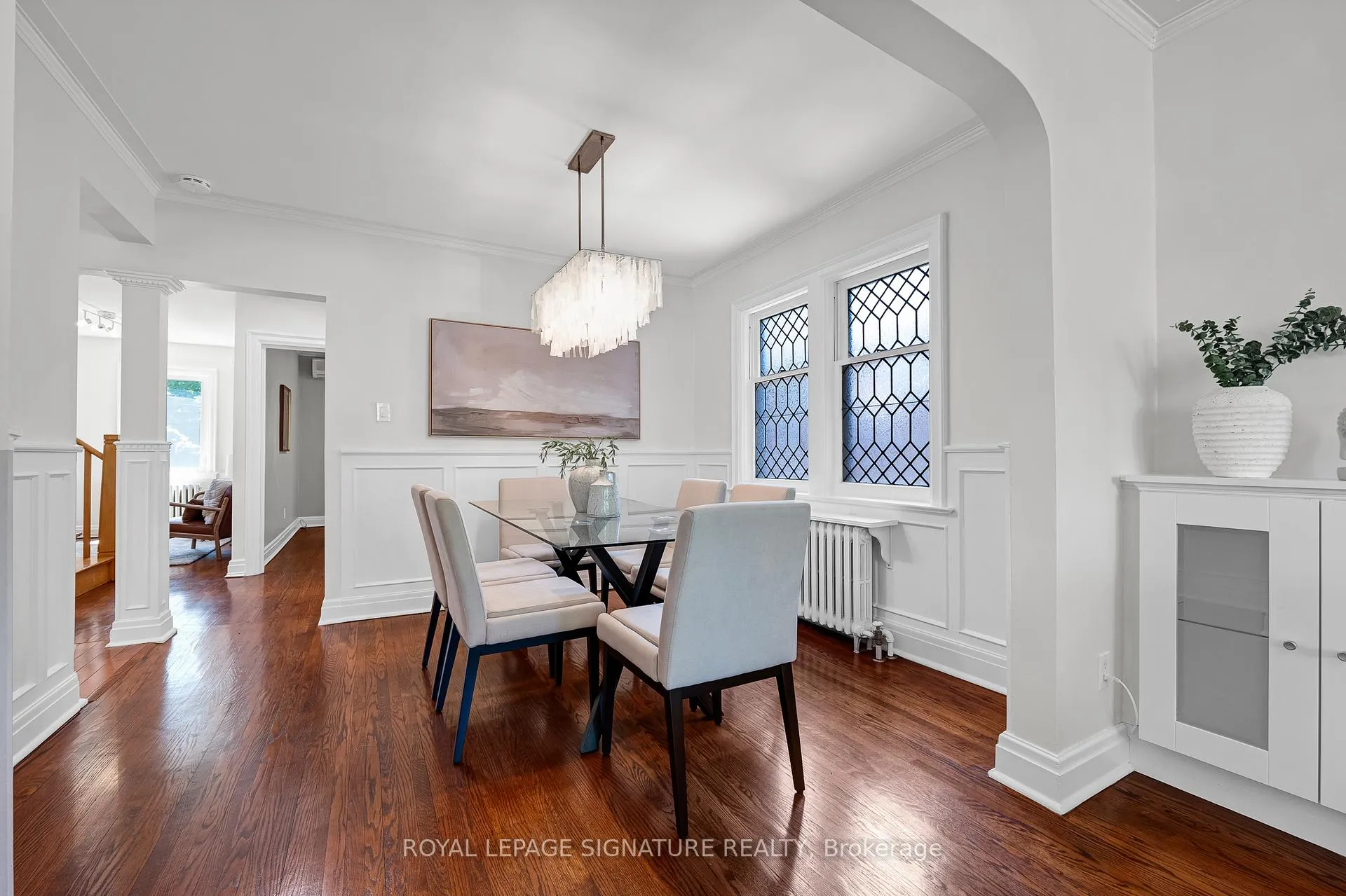 Photo 7 of 41 Southvale Drive, Toronto, Leaside — HOMEH