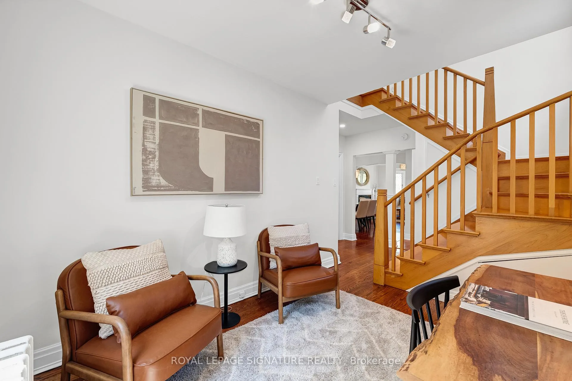 Photo 13 of 41 Southvale Drive, Toronto, Leaside — HOMEH