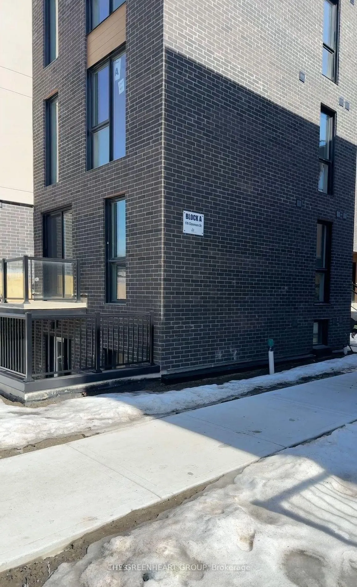 Photo 4 of Unit 7, 176 Clonmore Drive, Scarborough, Birchcliffe-Cliffside — HOMEH