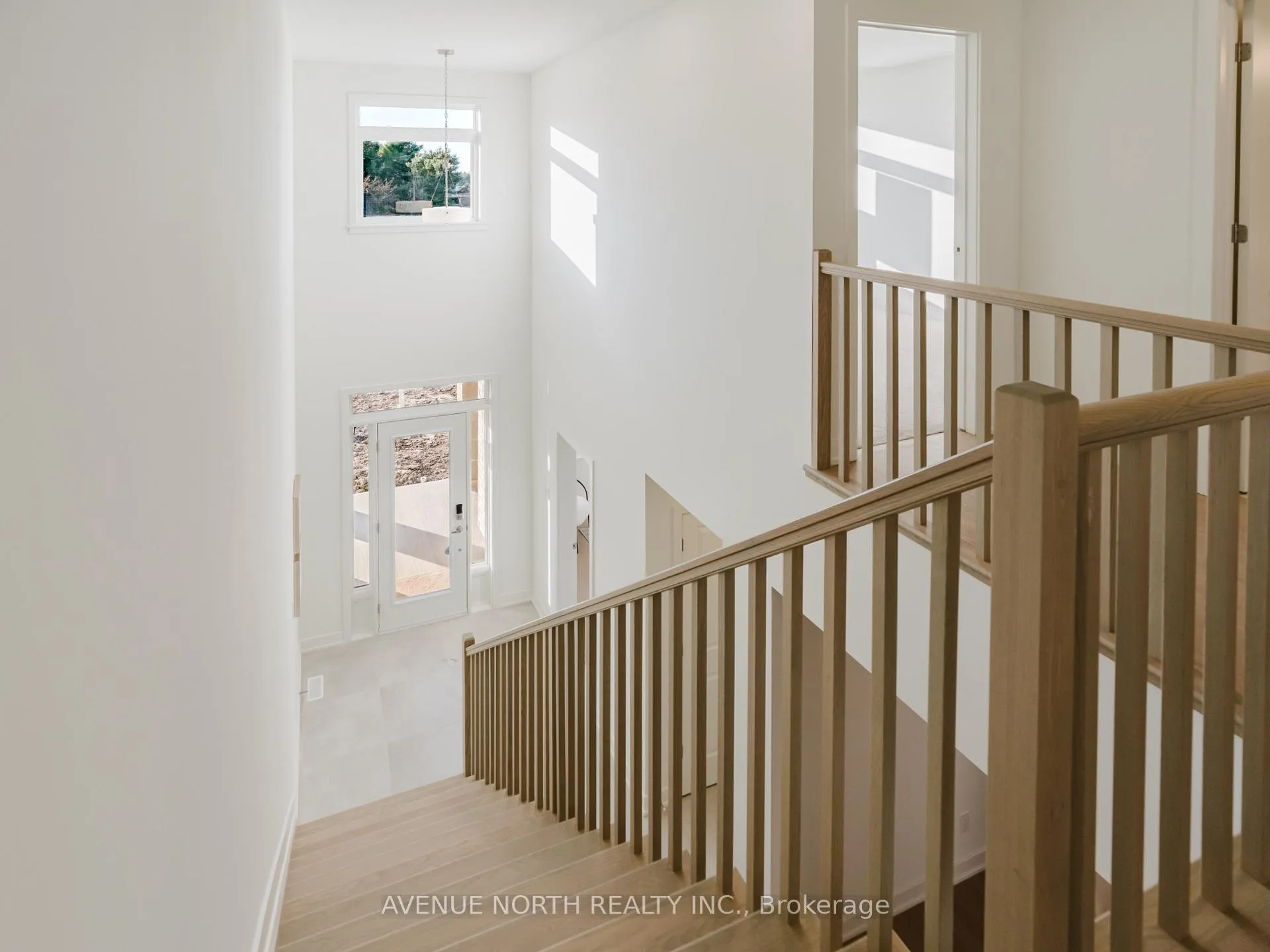 Photo 3 of 1729 Rotterdam Circle, Ottawa, Kanata - Rural Kanata (Central) — HOMEH
