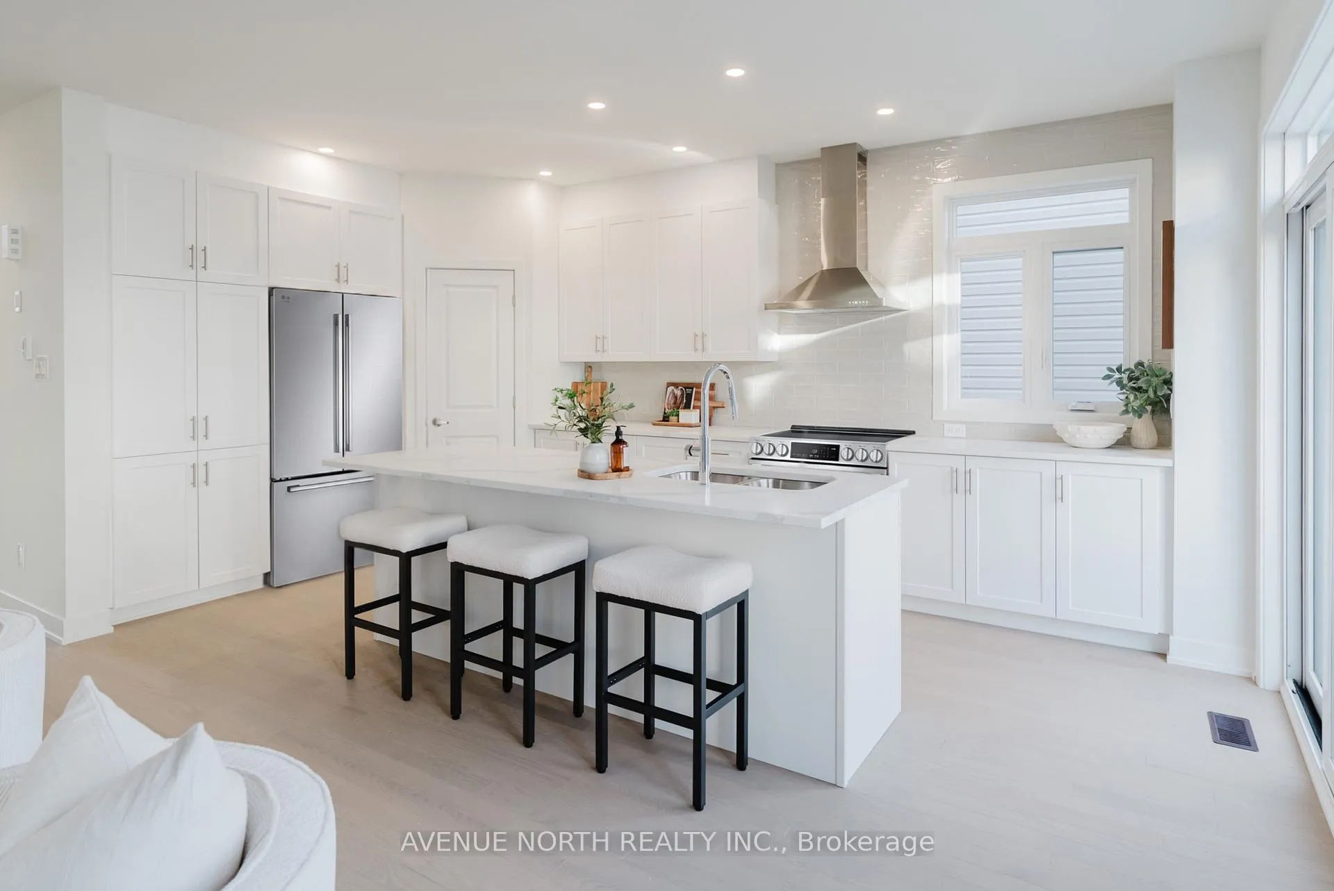 Photo 20 of 1729 Rotterdam Circle, Ottawa, Kanata - Rural Kanata (Central) — HOMEH