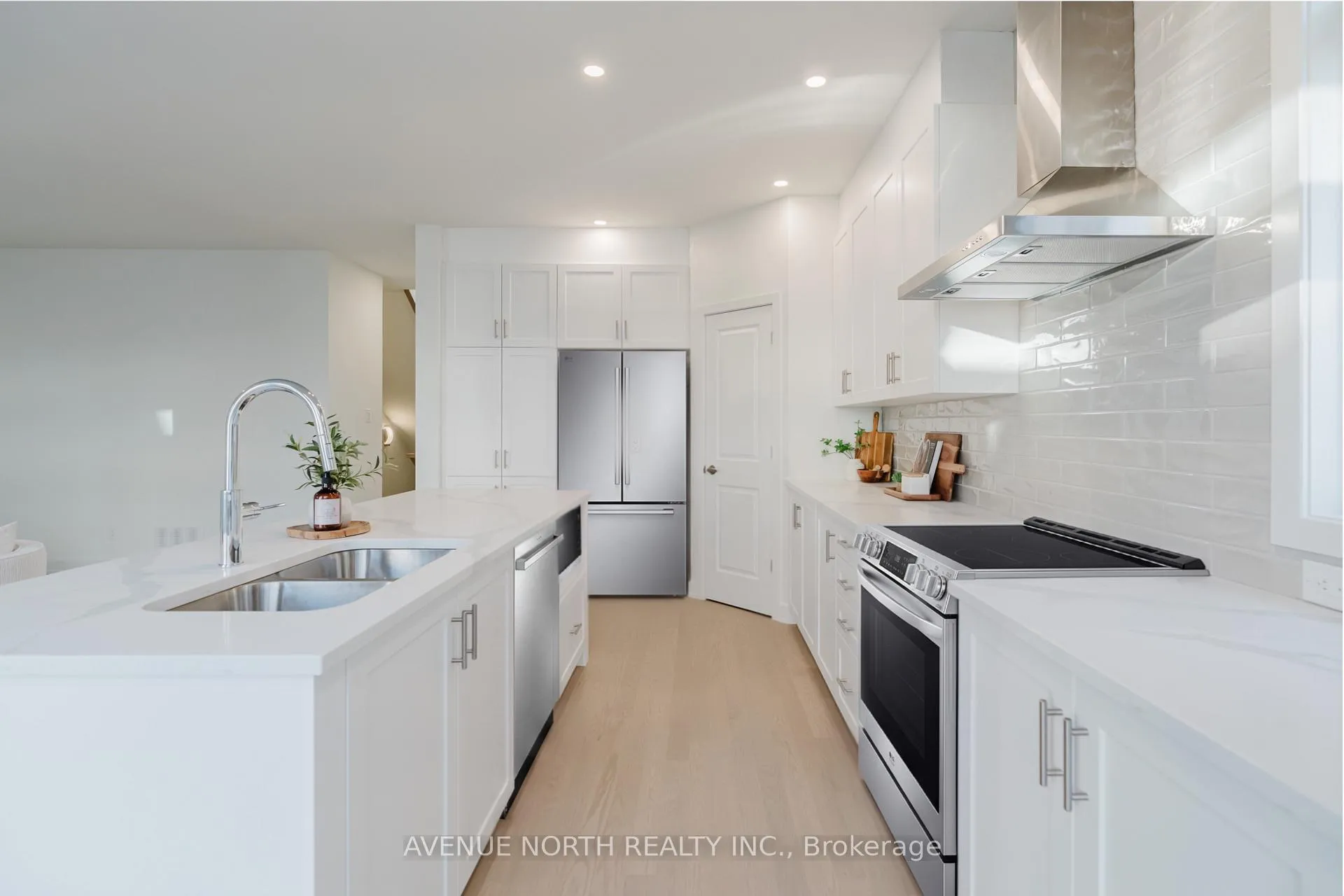 Photo 25 of 1729 Rotterdam Circle, Ottawa, Kanata - Rural Kanata (Central) — HOMEH