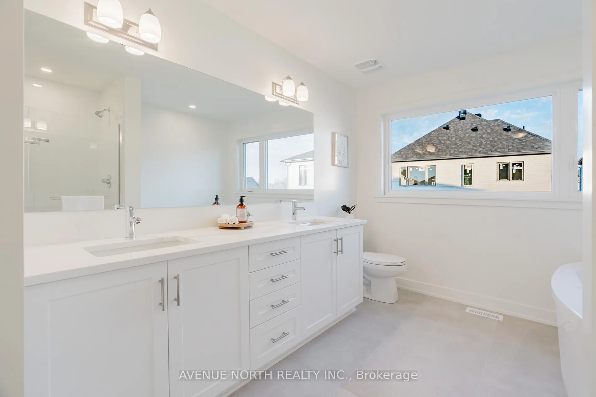 Photo 35 of 1729 Rotterdam Circle, Ottawa, Kanata - Rural Kanata (Central) — HOMEH