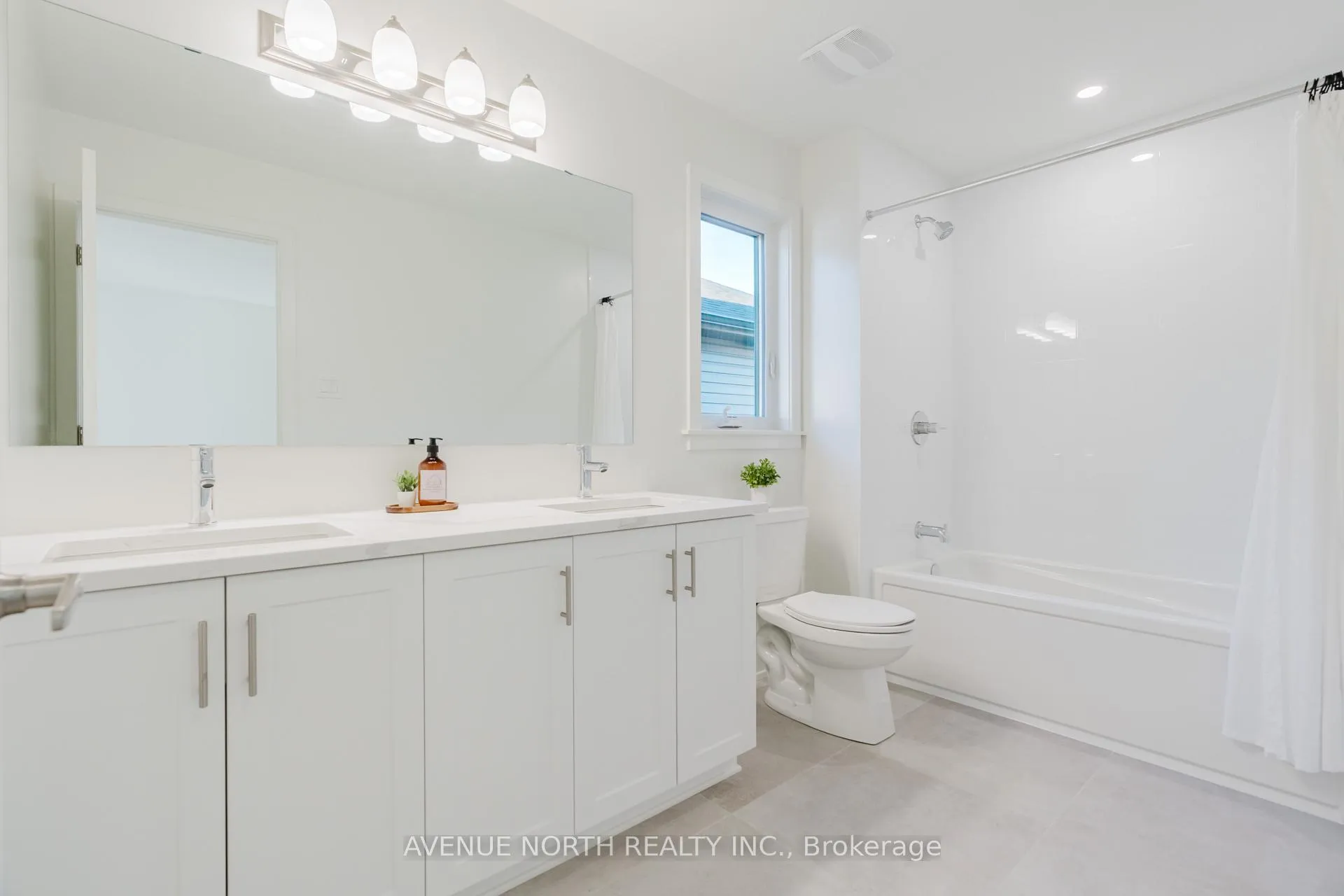 Photo 43 of 1729 Rotterdam Circle, Ottawa, Kanata - Rural Kanata (Central) — HOMEH