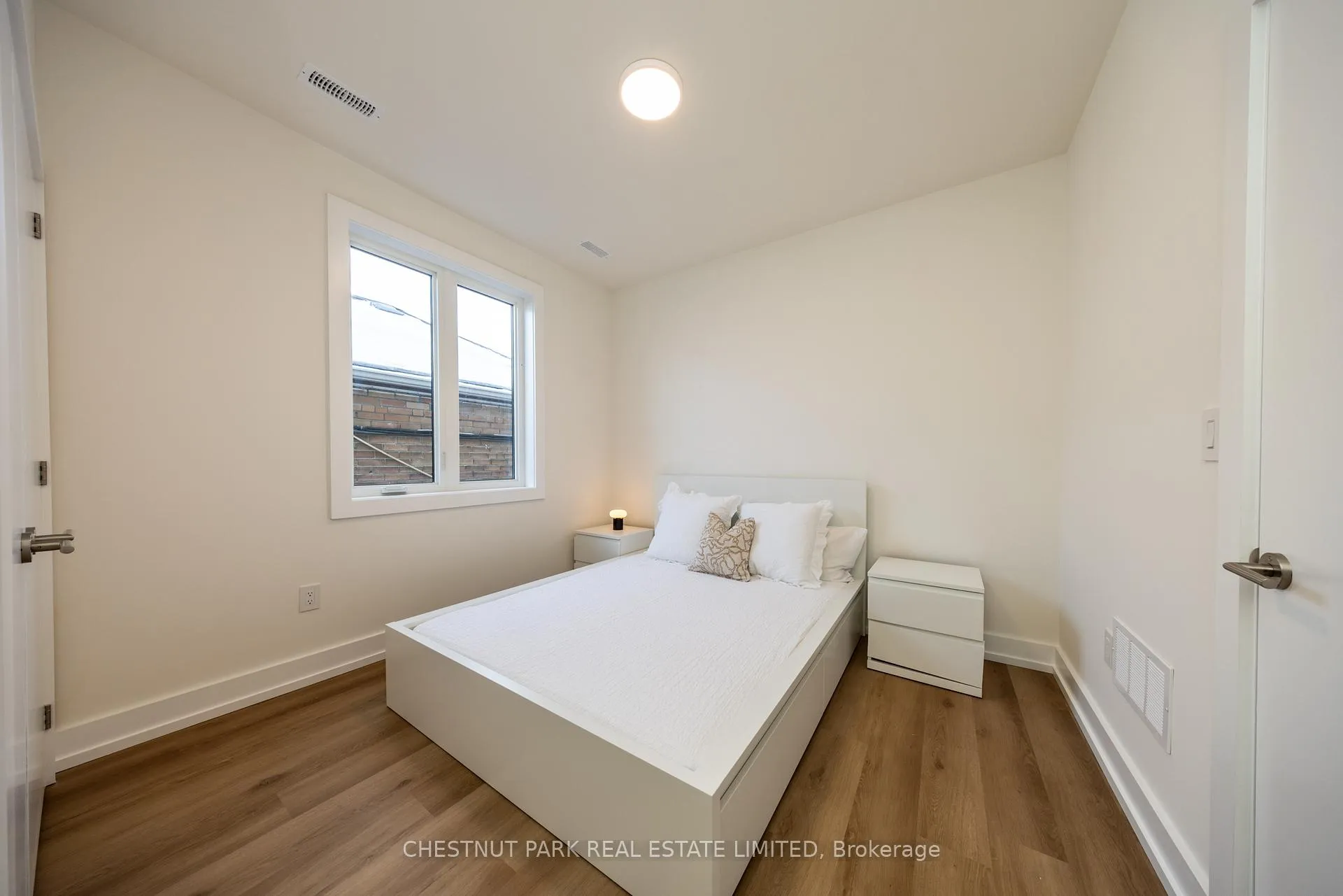 Photo 7 of Unit A, 29 Hatherley Road, Toronto, Caledonia-Fairbank — HOMEH