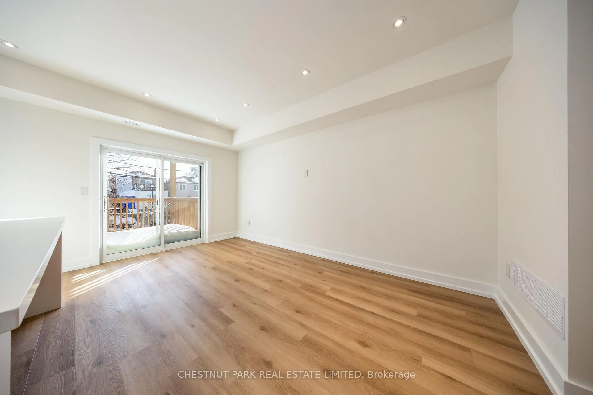 Photo 19 of Unit B, 29 Hatherley Road, Toronto, Caledonia-Fairbank — HOMEH