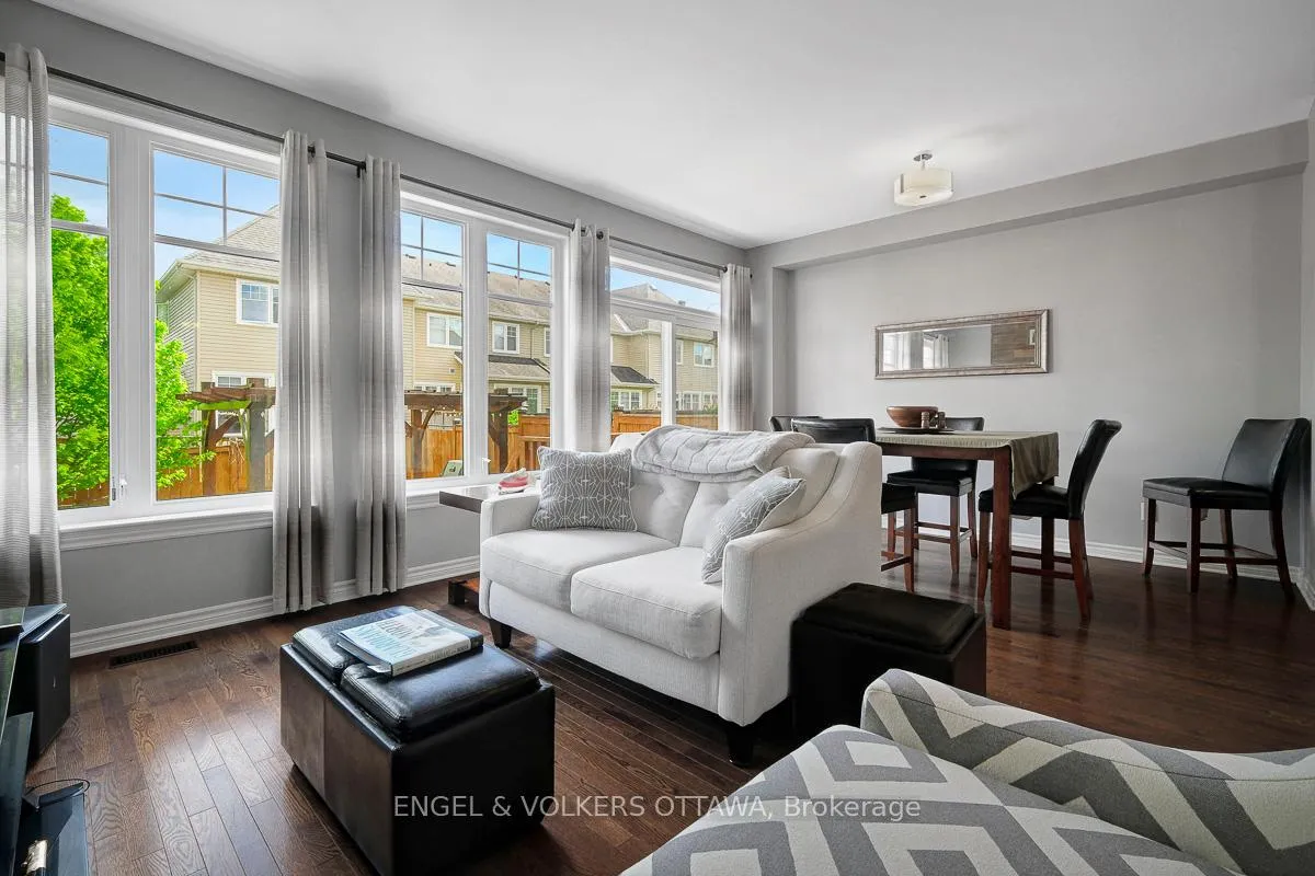 Photo 11 of 701 Hazelnut Crescent, Ottawa, Blossom Park/Kemp Park/Findlay Creek — HOMEH