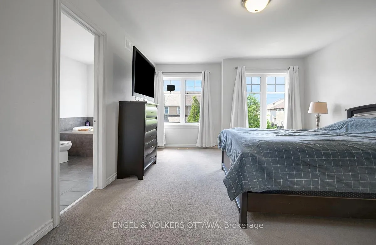 Photo 28 of 701 Hazelnut Crescent, Ottawa, Blossom Park/Kemp Park/Findlay Creek — HOMEH