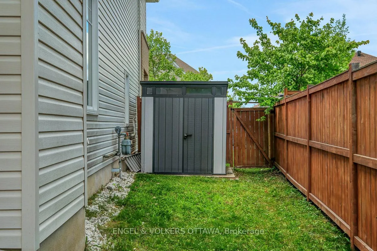 Photo 48 of 701 Hazelnut Crescent, Ottawa, Blossom Park/Kemp Park/Findlay Creek — HOMEH