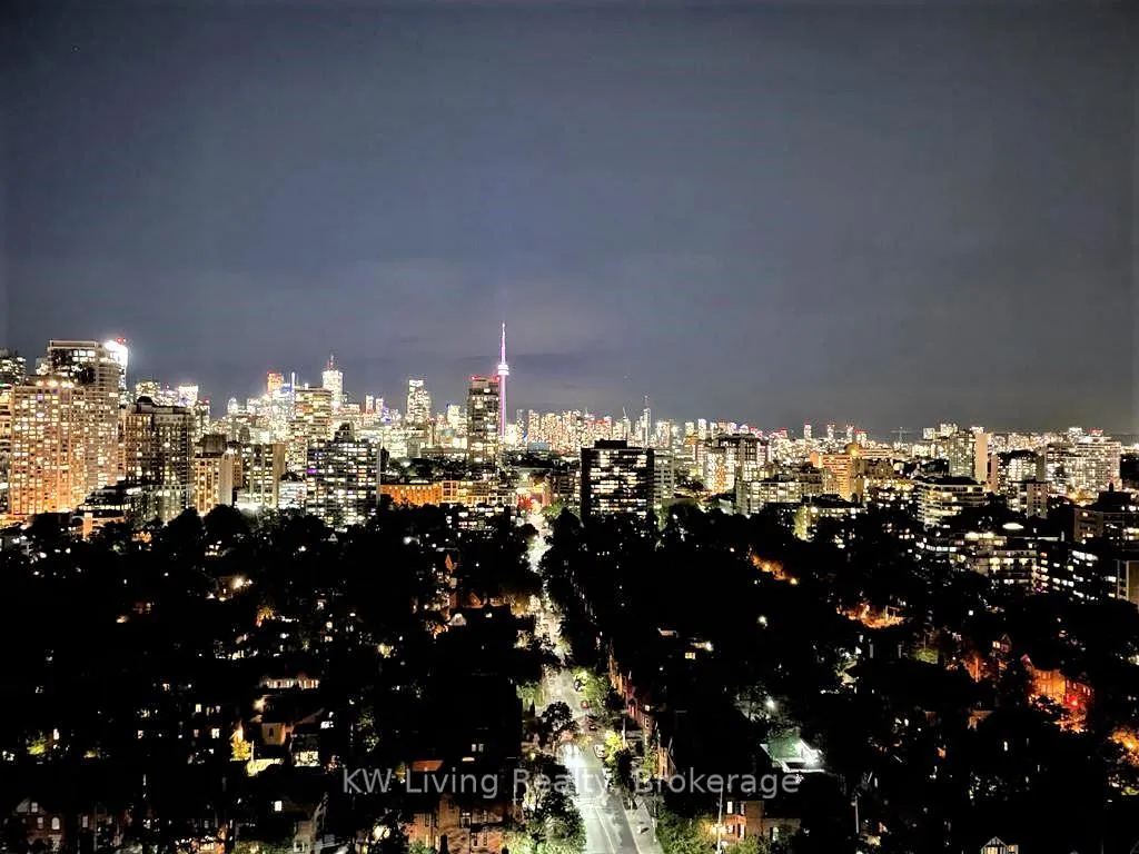 Photo 4 of Unit 2208, 181 Bedford Road, Toronto, The Annex — HOMEH