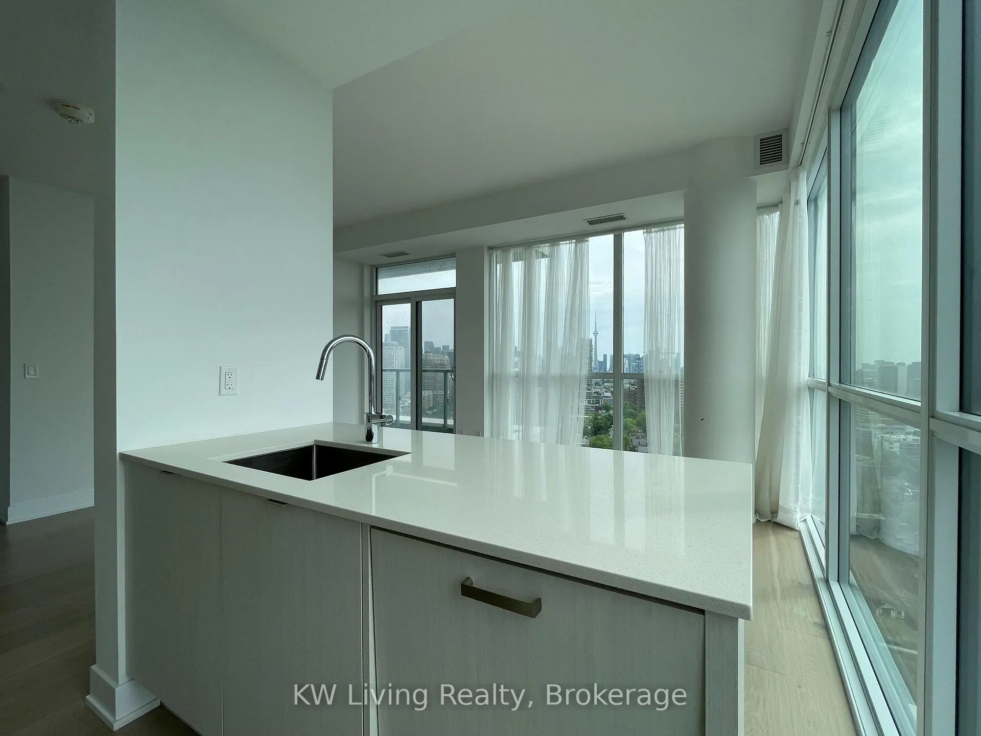 Photo 19 of Unit 2208, 181 Bedford Road, Toronto, The Annex — HOMEH