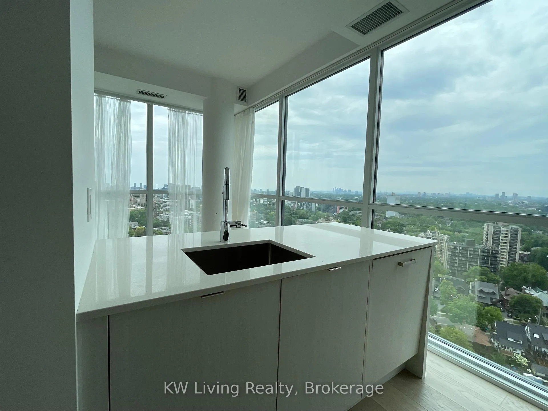 Photo 20 of Unit 2208, 181 Bedford Road, Toronto, The Annex — HOMEH