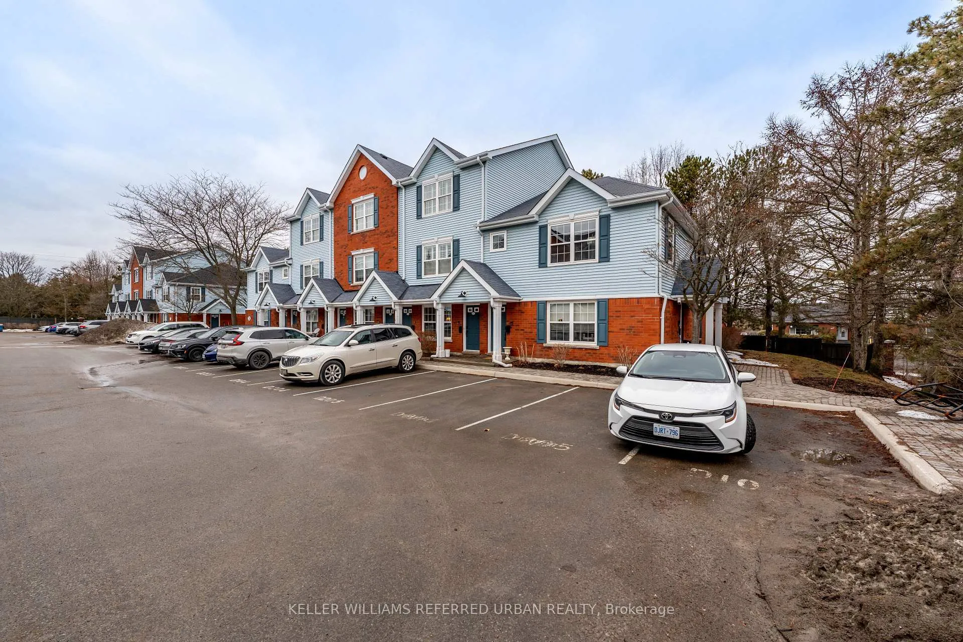 Front of Unit 205D, 182 D'Arcy Street