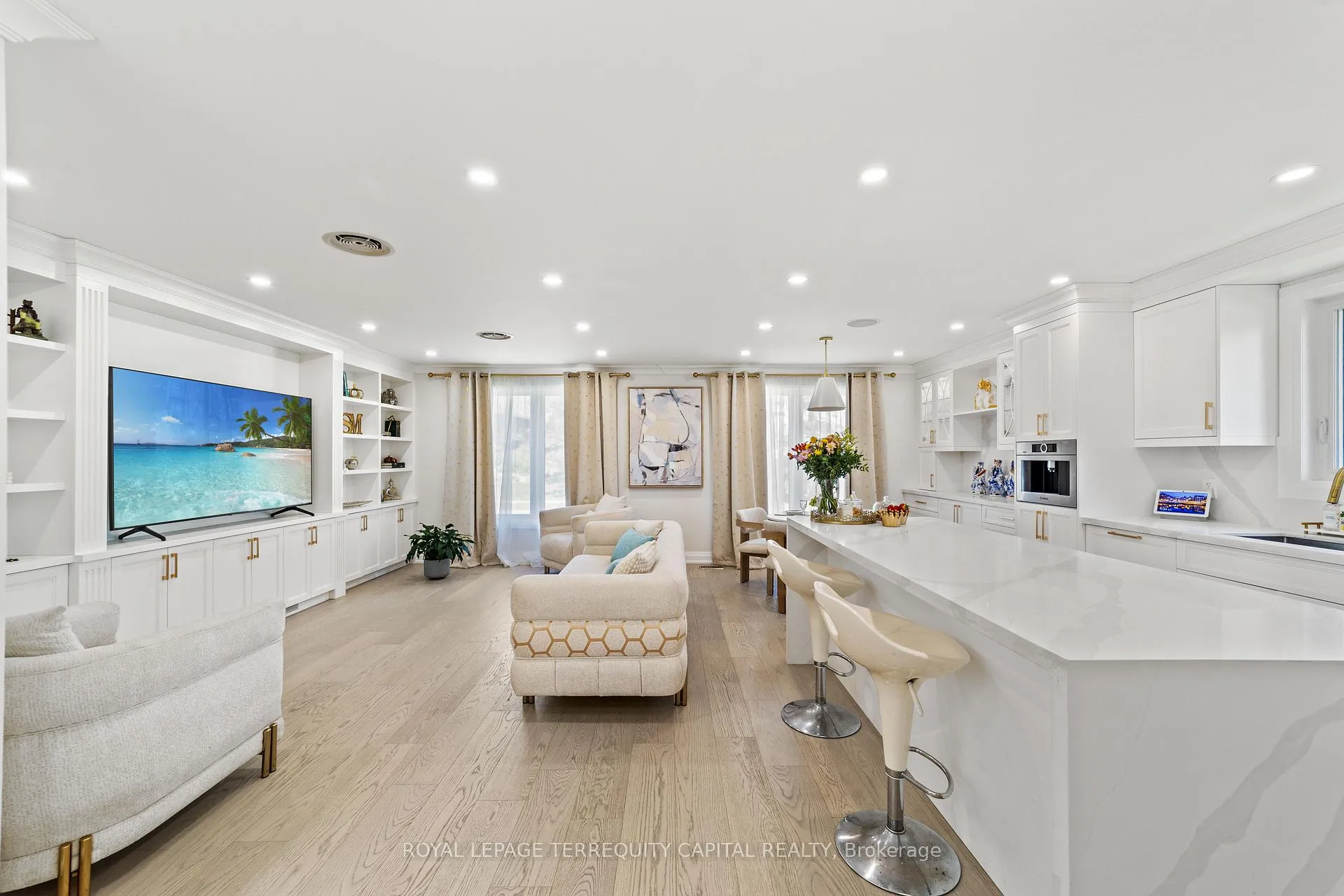 Photo 9 of 730 Hyde Road, Burlington, Brant — HOMEH
