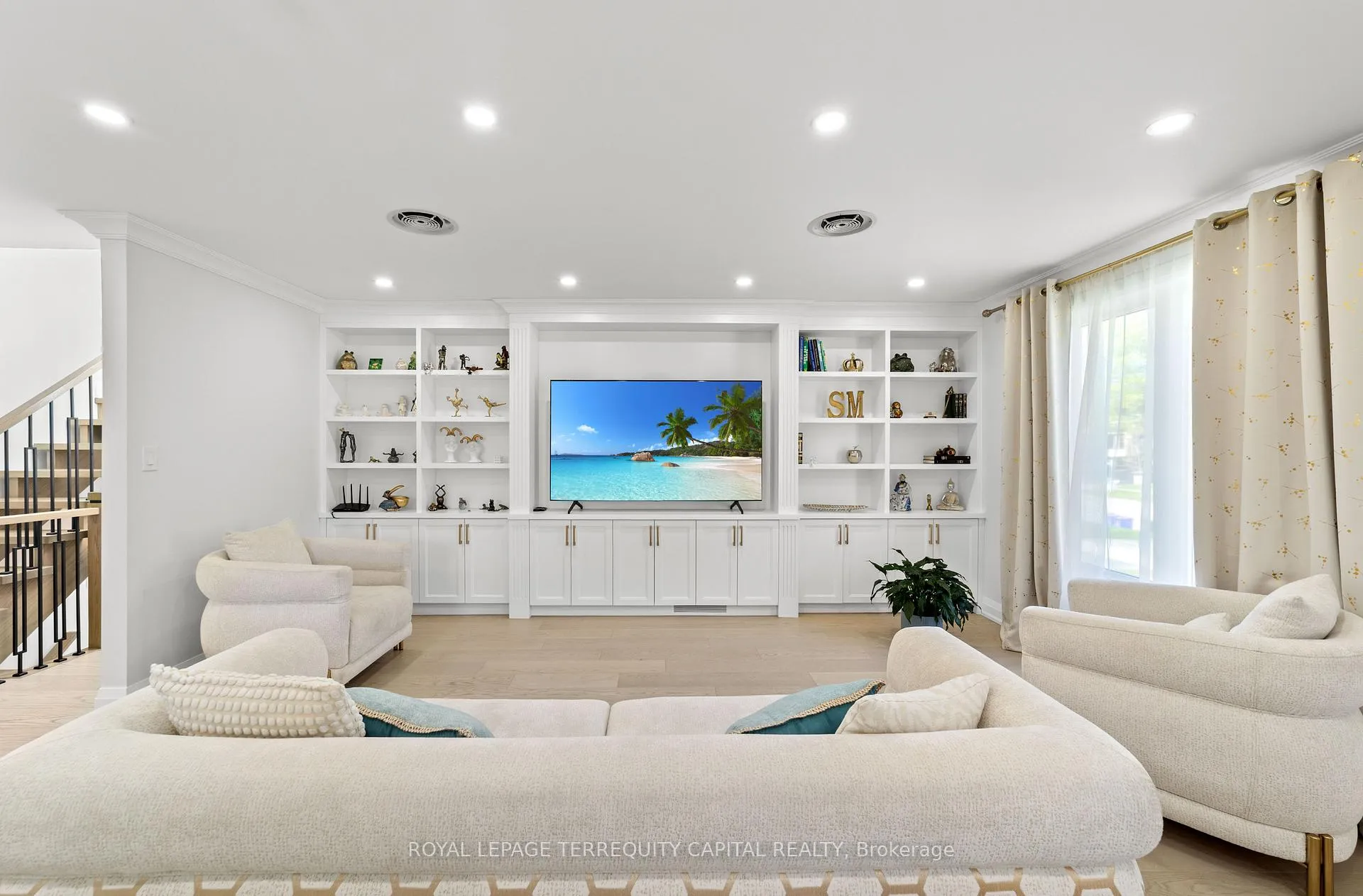 Photo 15 of 730 Hyde Road, Burlington, Brant — HOMEH