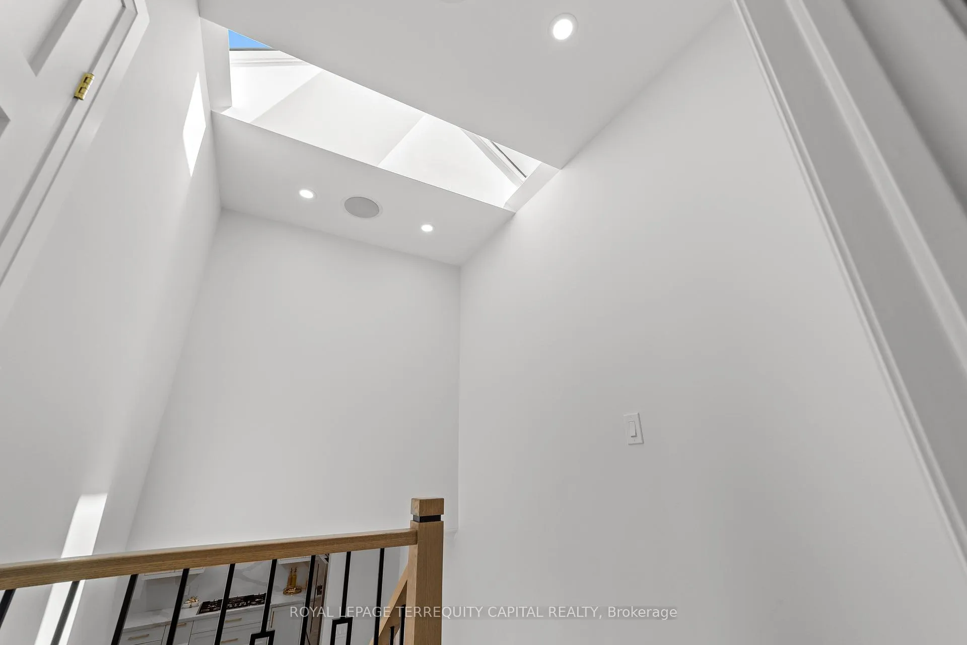 Photo 17 of 730 Hyde Road, Burlington, Brant — HOMEH
