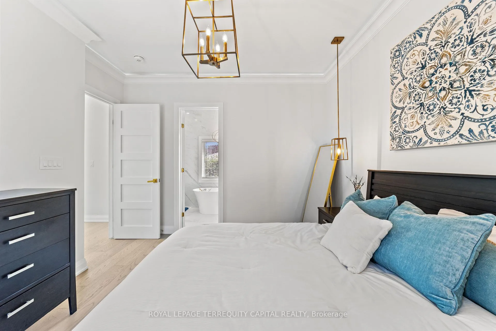 Photo 21 of 730 Hyde Road, Burlington, Brant — HOMEH