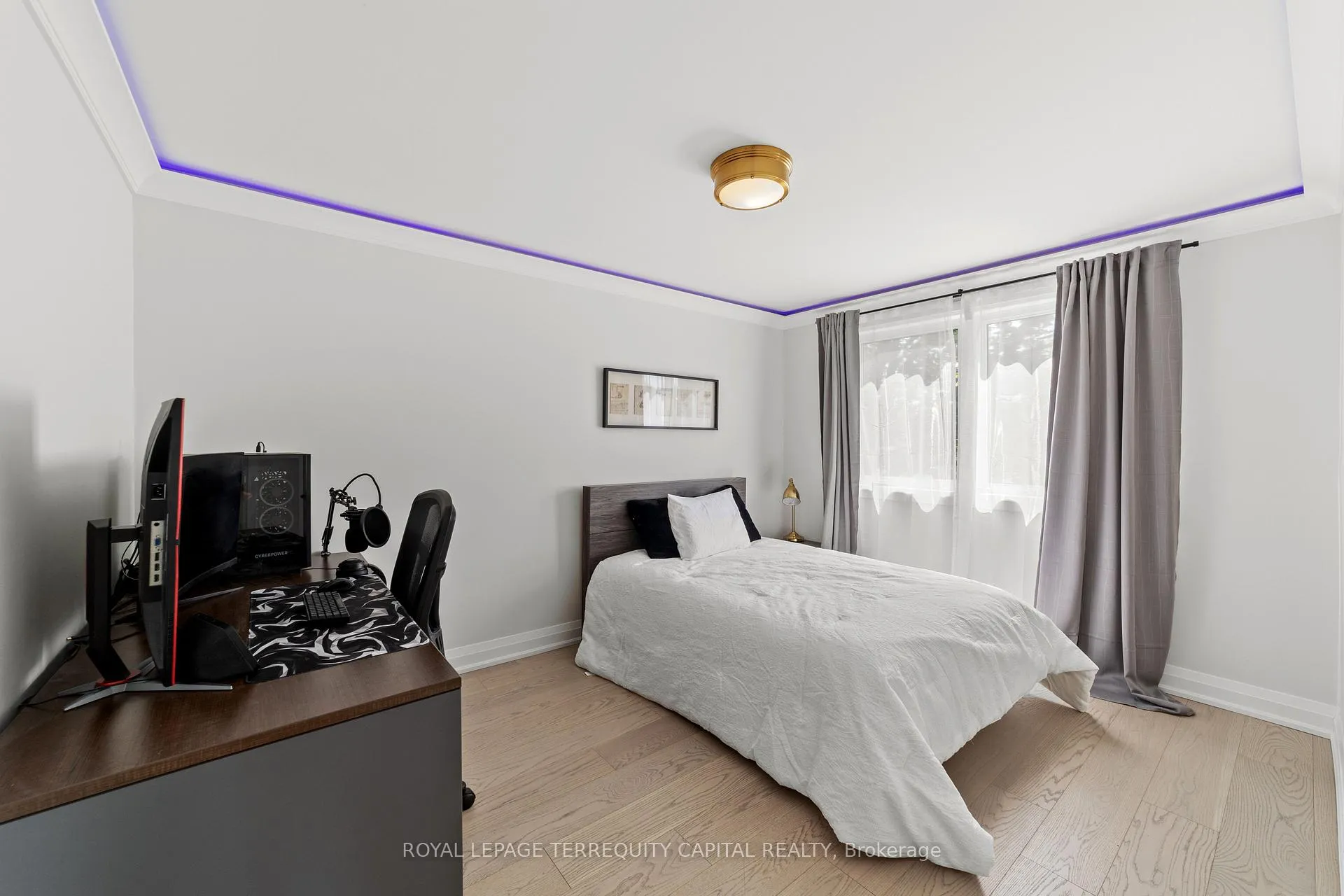 Photo 25 of 730 Hyde Road, Burlington, Brant — HOMEH
