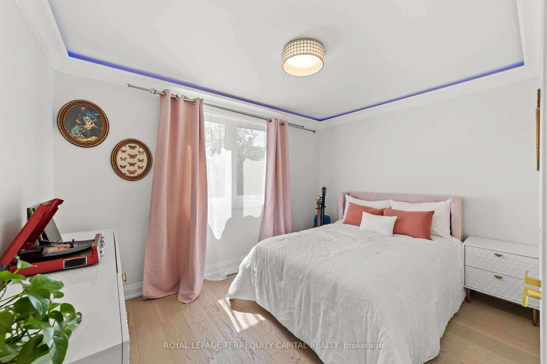 Photo 27 of 730 Hyde Road, Burlington, Brant — HOMEH