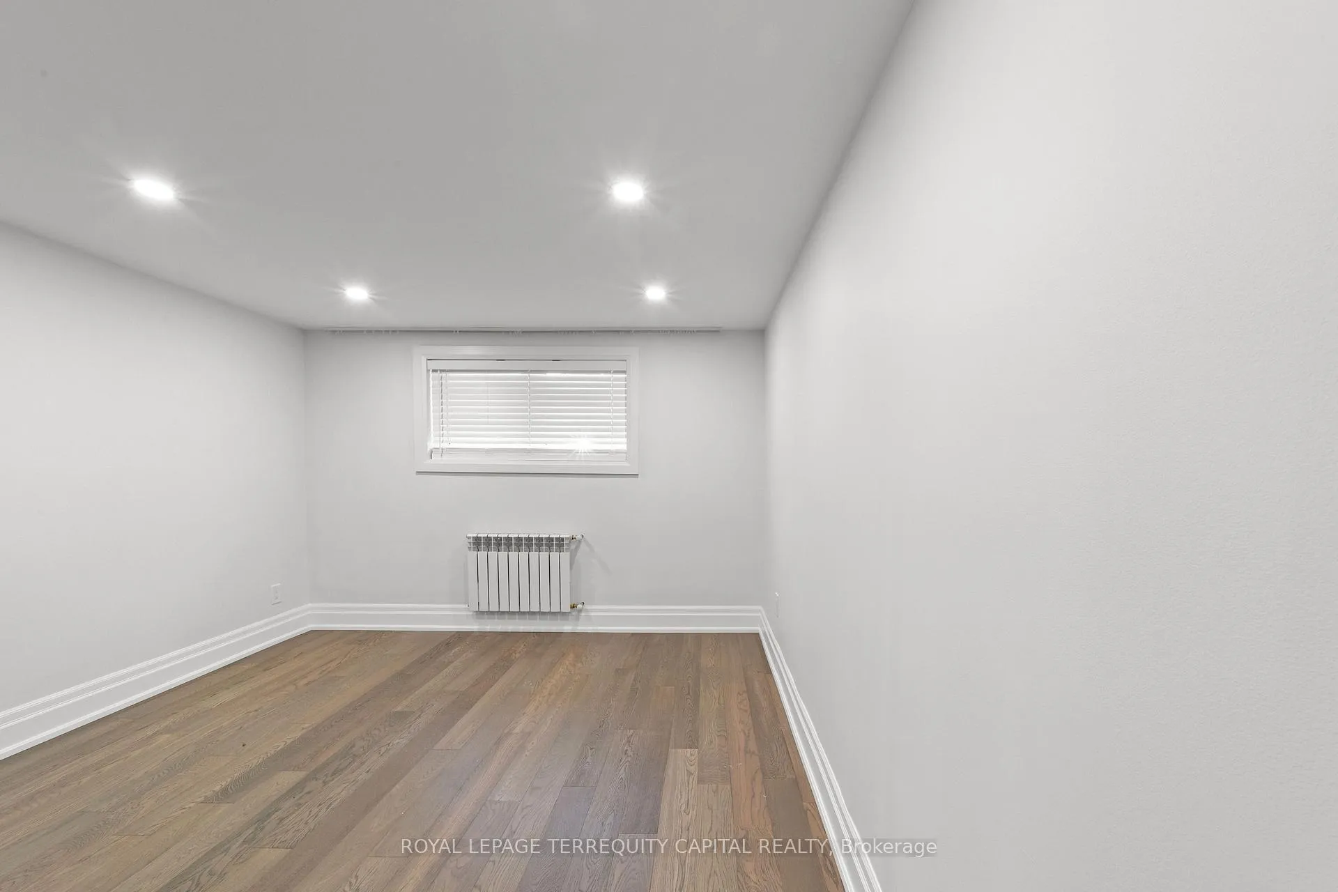 Photo 38 of 730 Hyde Road, Burlington, Brant — HOMEH