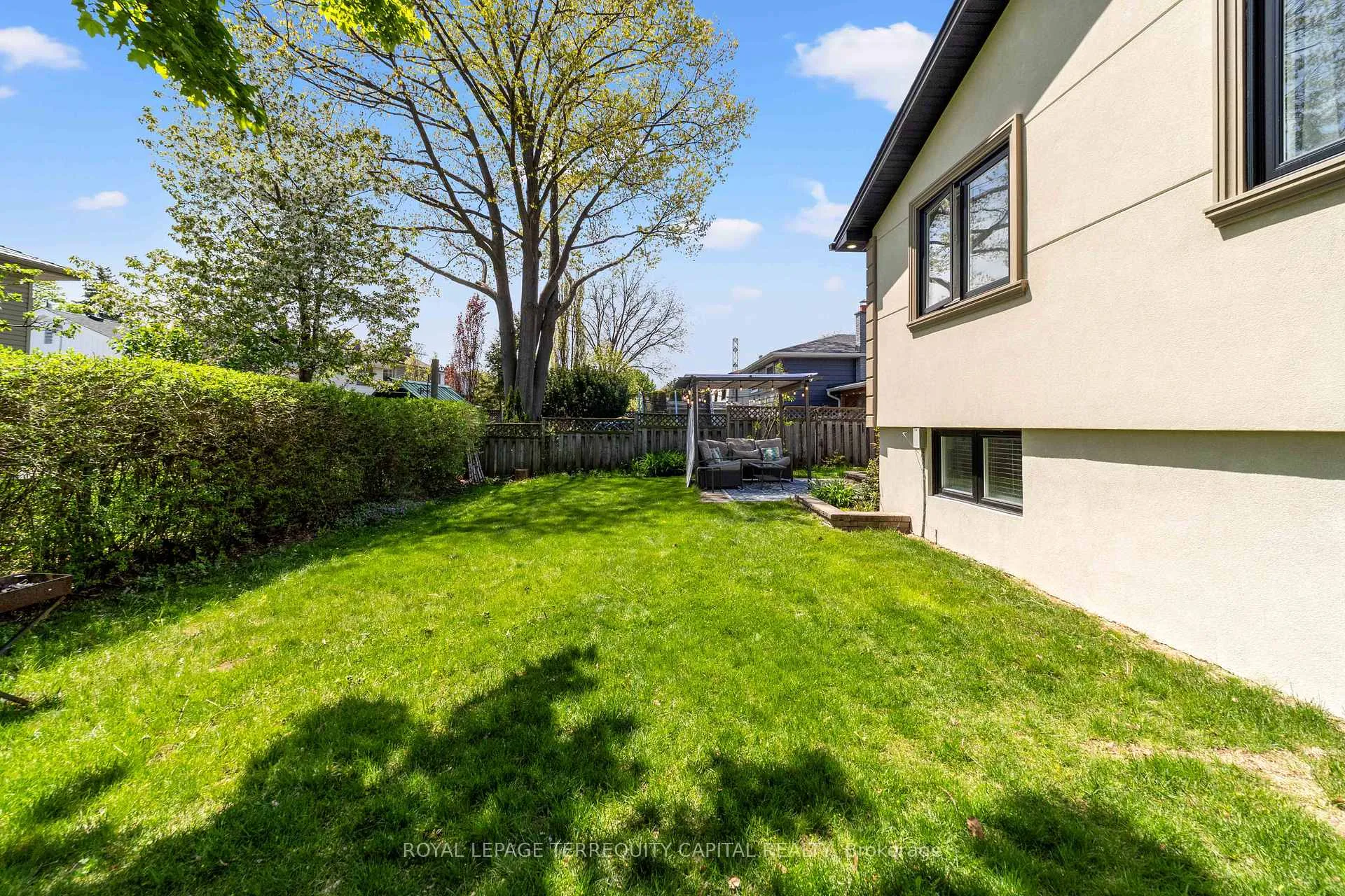 Photo 45 of 730 Hyde Road, Burlington, Brant — HOMEH
