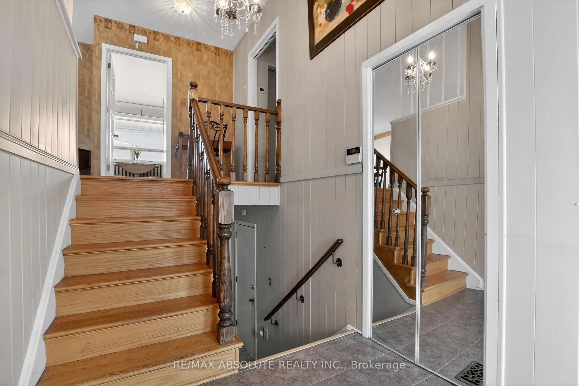 Photo 7 of 2799 Dumaurier Avenue, Ottawa, Fairfield Heights — HOMEH