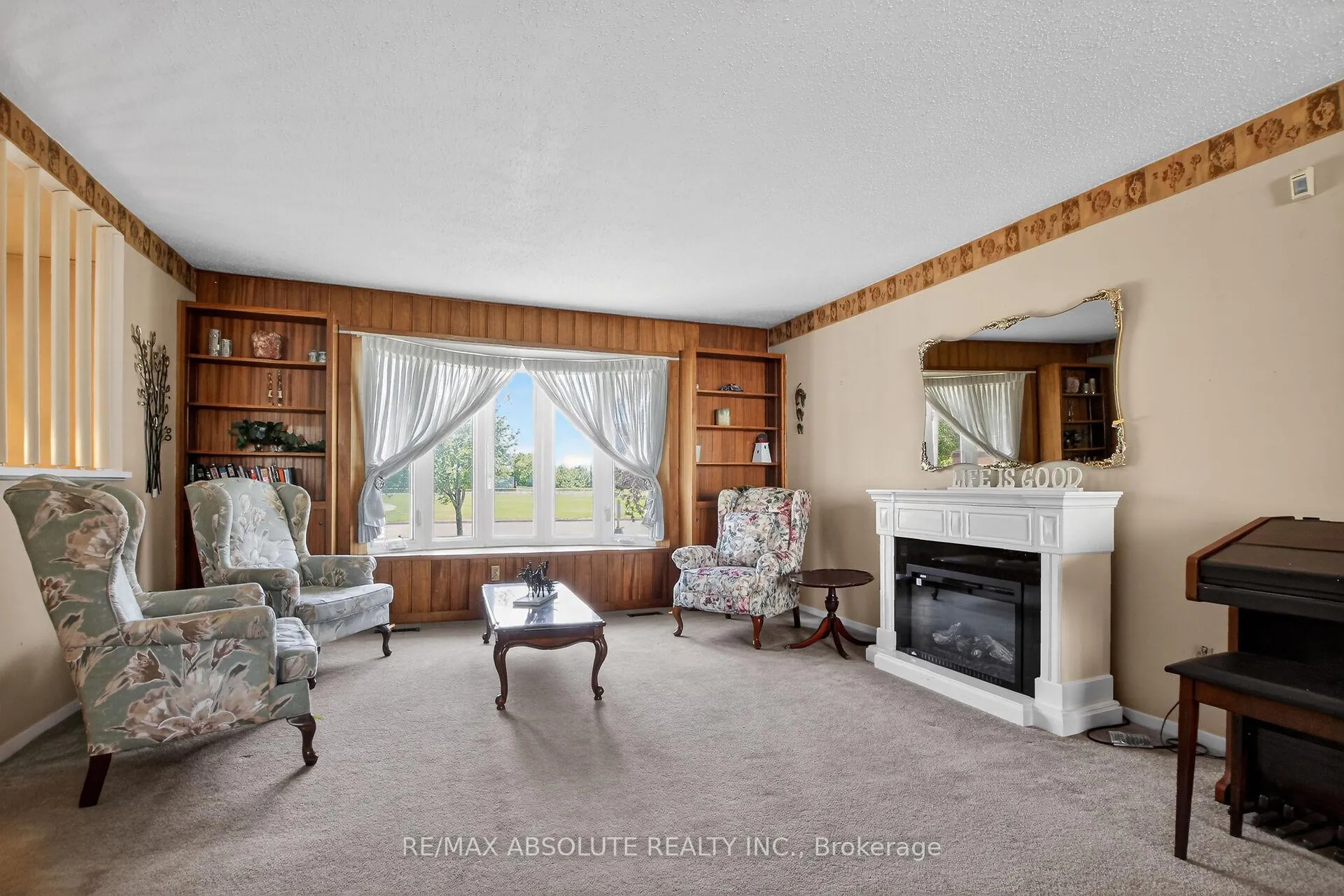 Photo 9 of 2799 Dumaurier Avenue, Ottawa, Fairfield Heights — HOMEH
