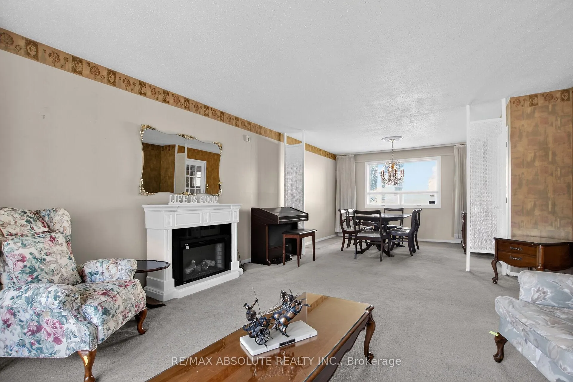 Photo 10 of 2799 Dumaurier Avenue, Ottawa, Fairfield Heights — HOMEH