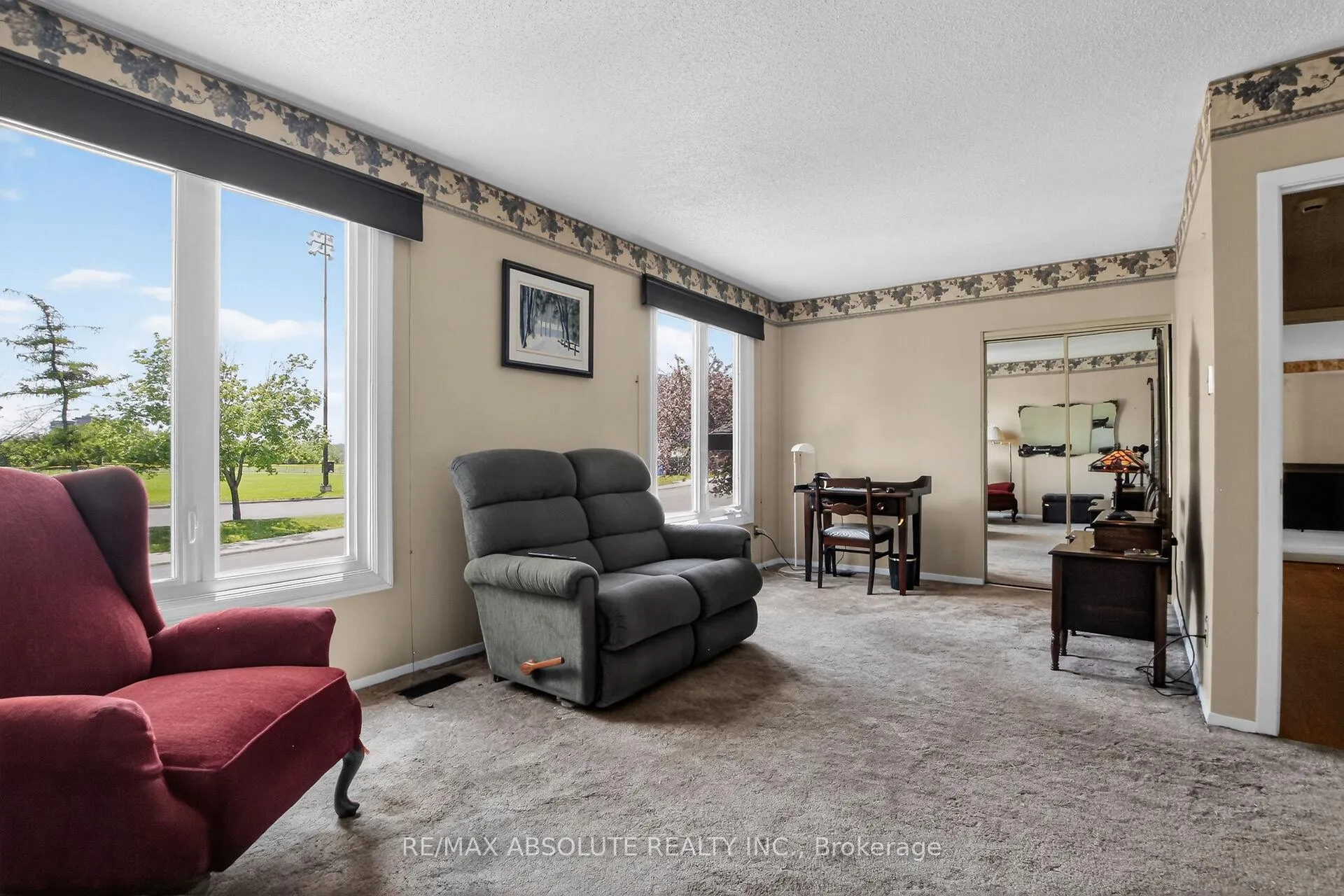 Photo 20 of 2799 Dumaurier Avenue, Ottawa, Fairfield Heights — HOMEH