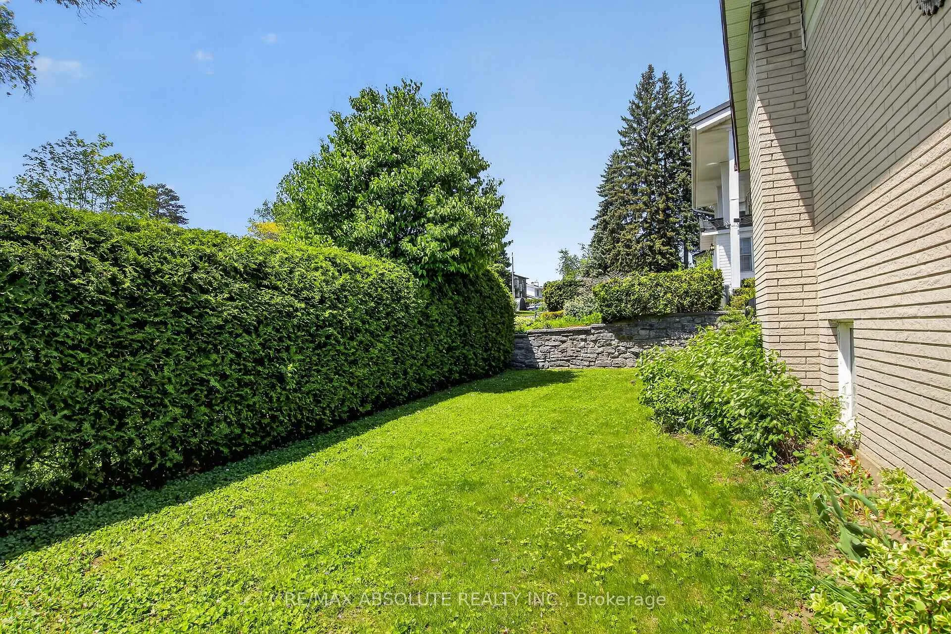 Photo 33 of 2799 Dumaurier Avenue, Ottawa, Fairfield Heights — HOMEH
