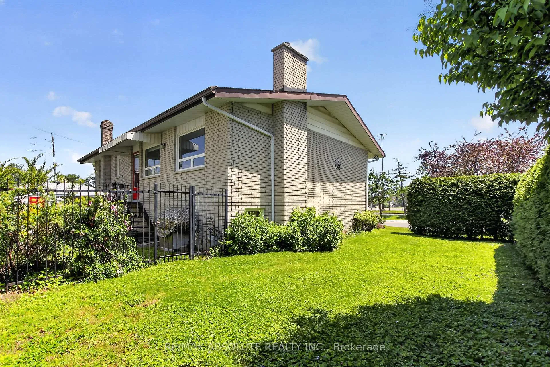 Photo 34 of 2799 Dumaurier Avenue, Ottawa, Fairfield Heights — HOMEH