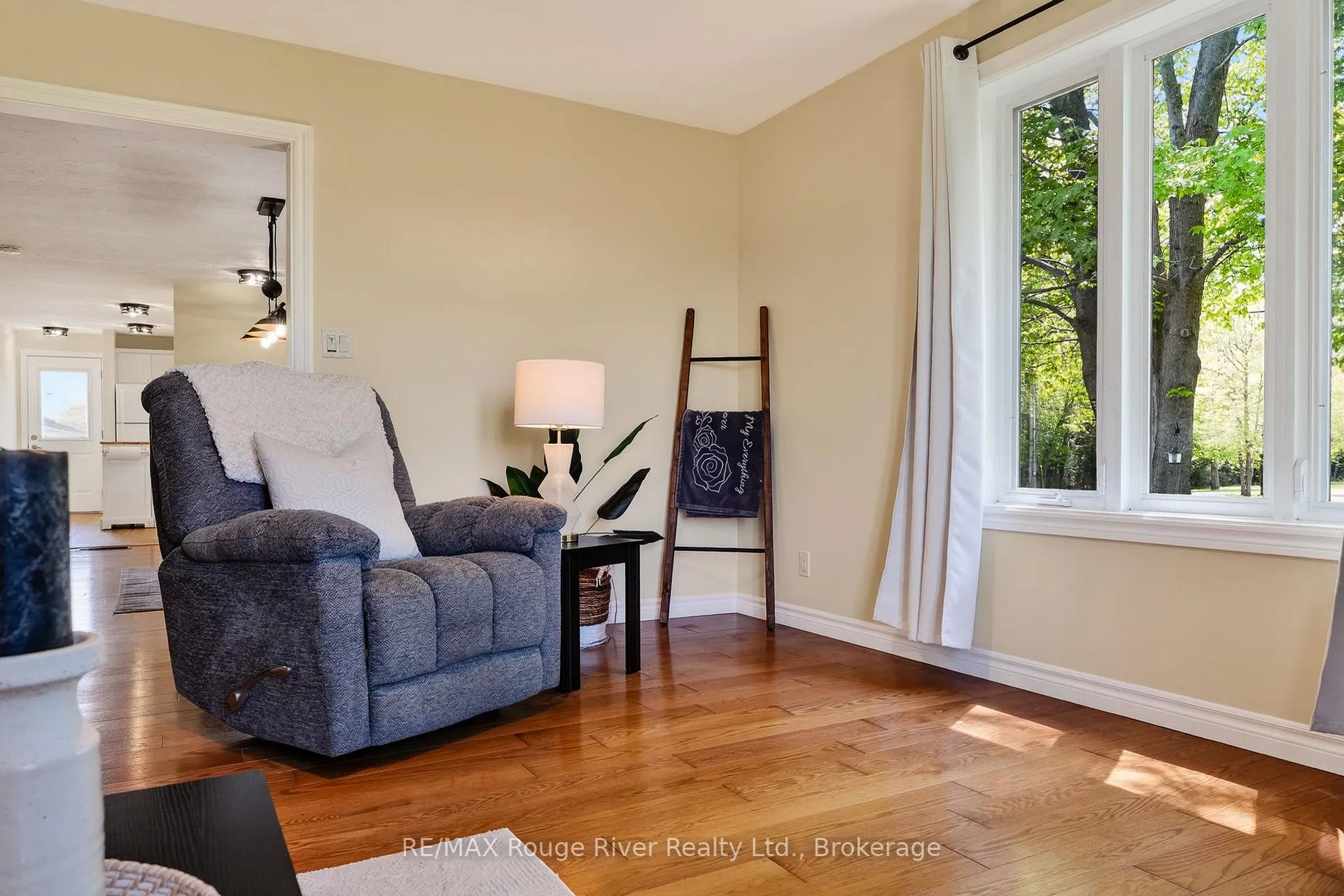 Photo 15 of 417 Bigford Road, Quinte West, Murray Ward — HOMEH