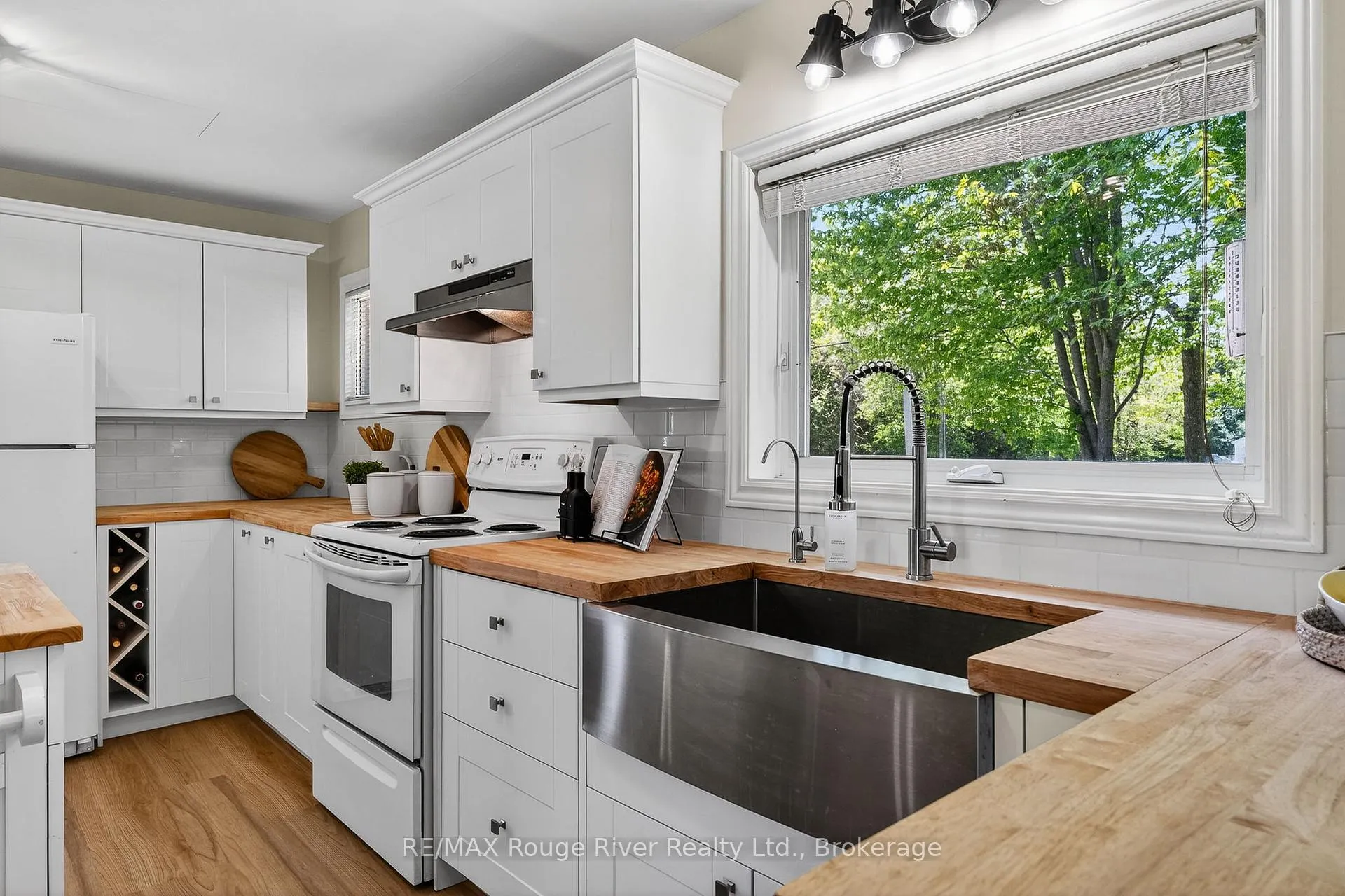 Photo 21 of 417 Bigford Road, Quinte West, Murray Ward — HOMEH