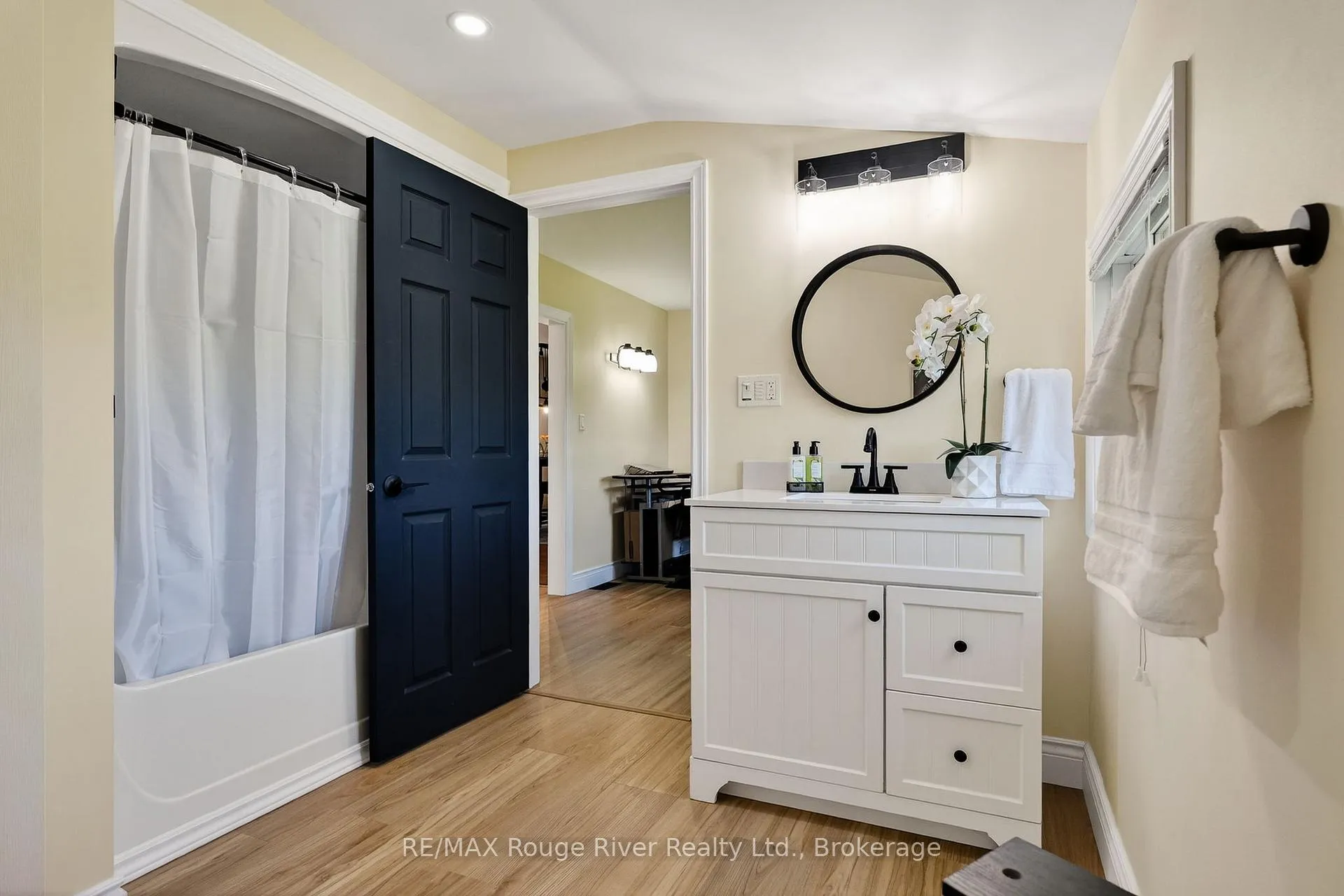 Photo 27 of 417 Bigford Road, Quinte West, Murray Ward — HOMEH