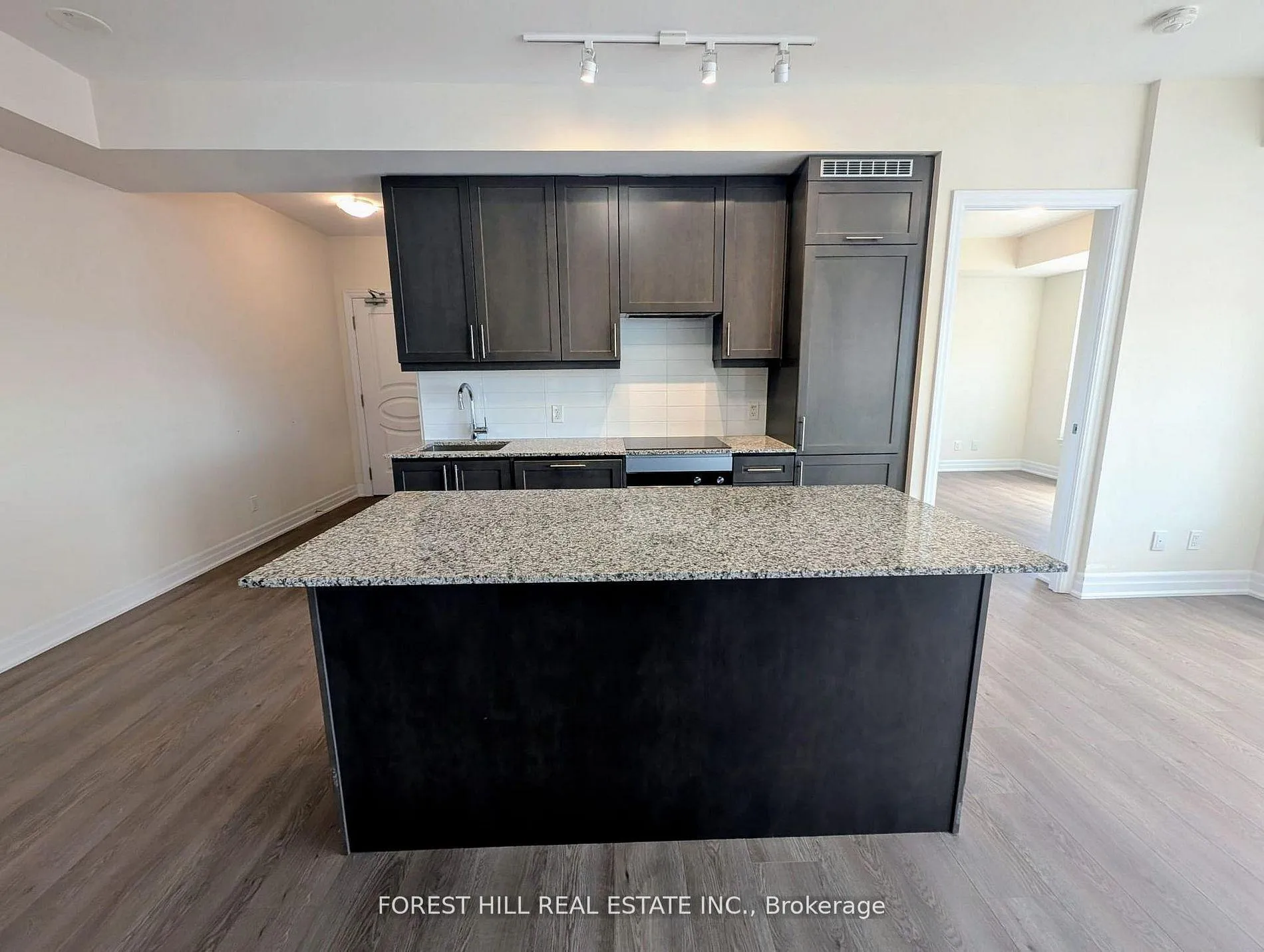 Photo 10 of Unit 1909, 9075 Jane Street, Vaughan, Concord — HOMEH
