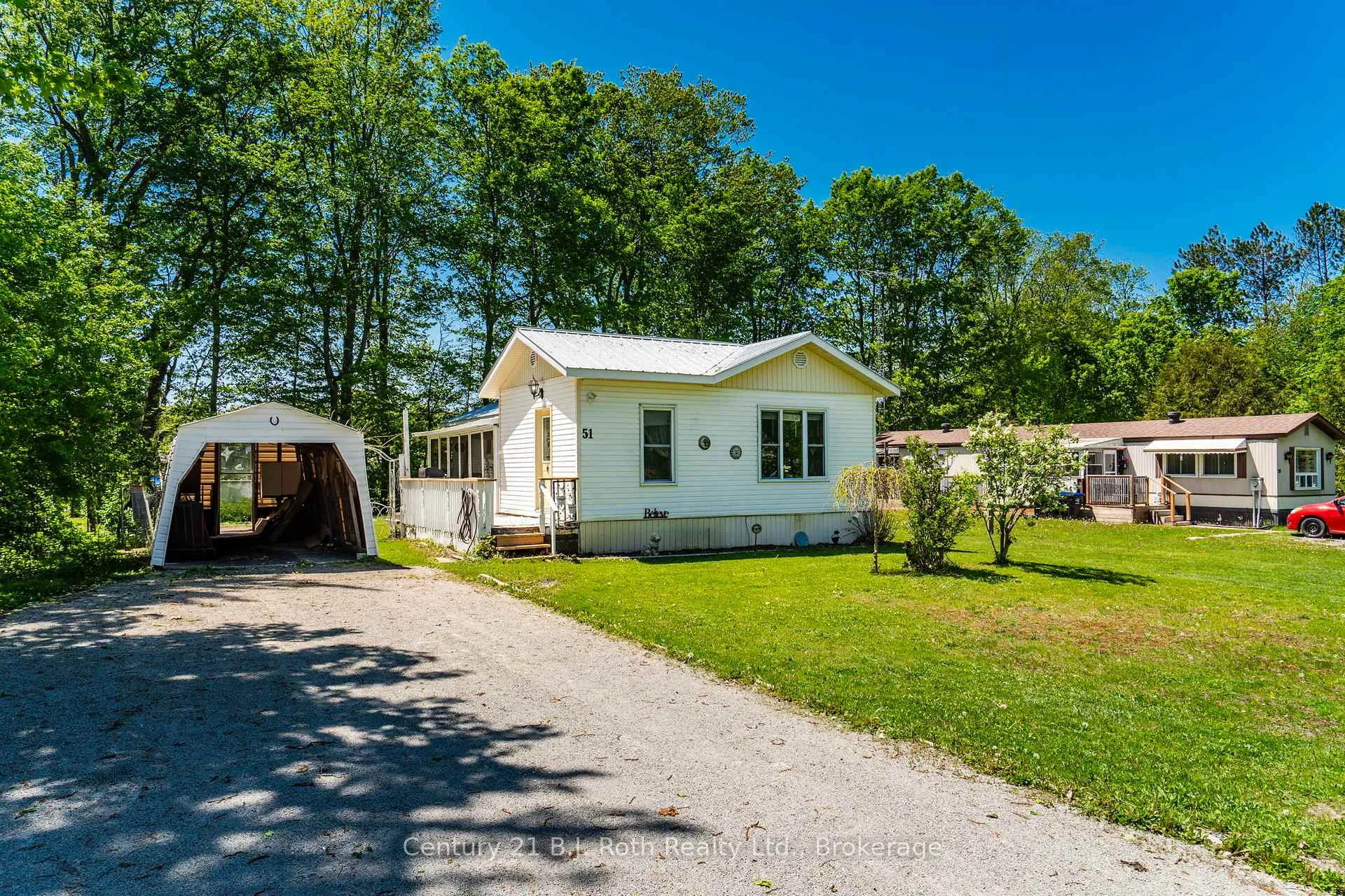 Photo 4 of Unit 51, 5263 Elliott Side Road, Tay, Rural Tay — HOMEH