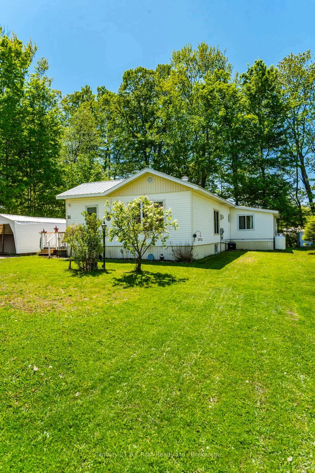 Photo 8 of Unit 51, 5263 Elliott Side Road, Tay, Rural Tay — HOMEH