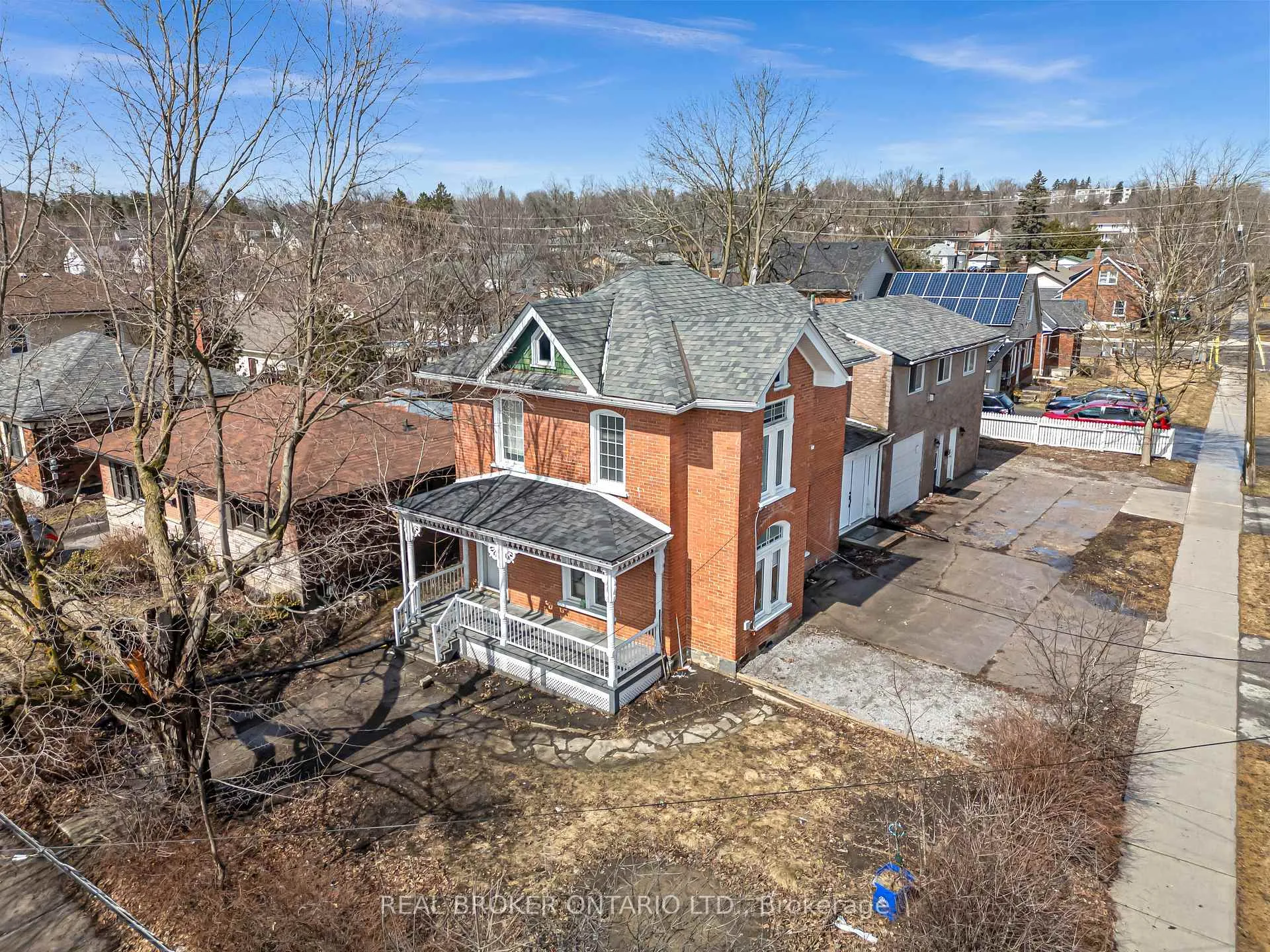 Photo 6 of Unit MAIN, 52 Victoria Avenue N, Peterborough, Northcrest Ward 5 — HOMEH