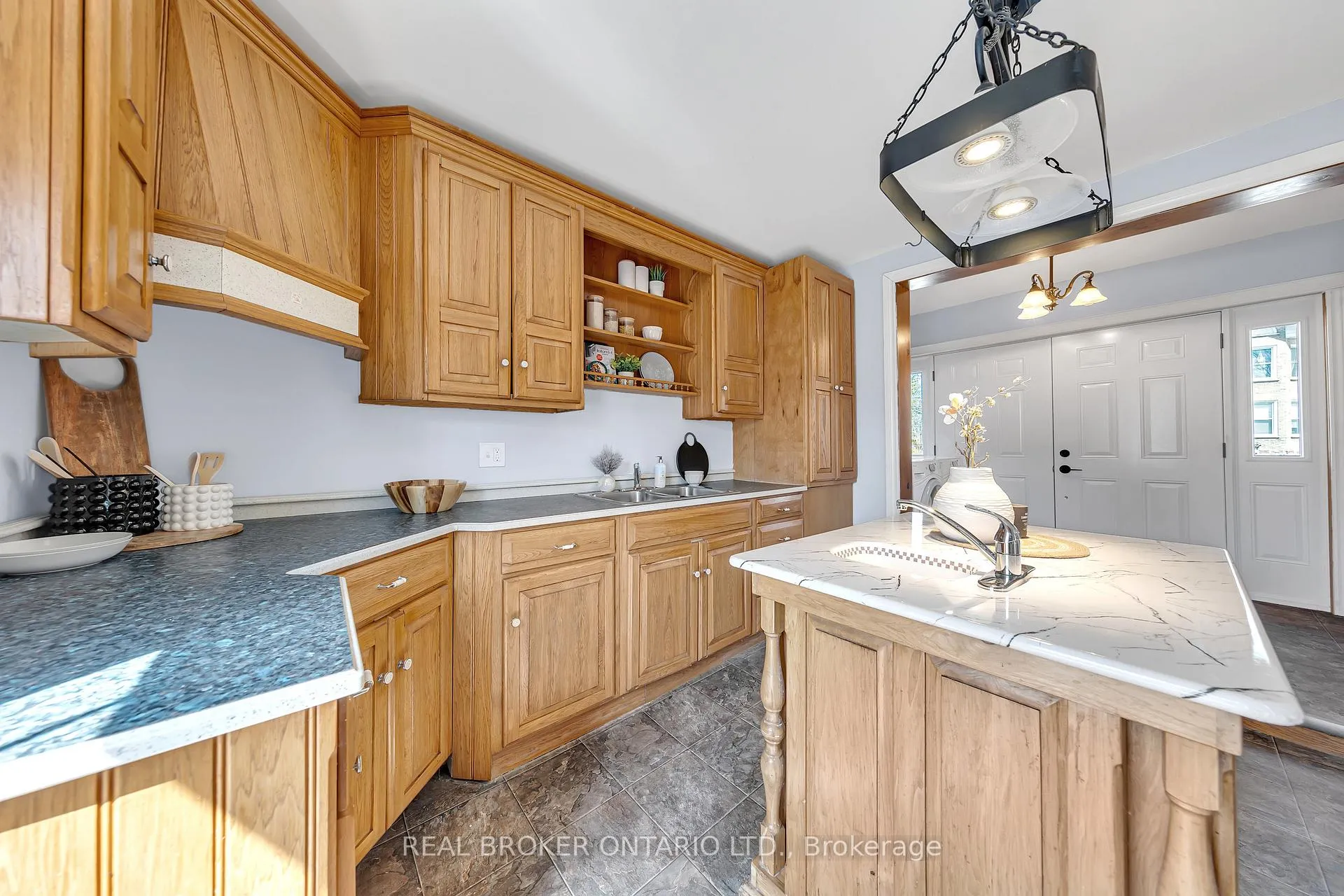 Photo 19 of Unit MAIN, 52 Victoria Avenue N, Peterborough, Northcrest Ward 5 — HOMEH