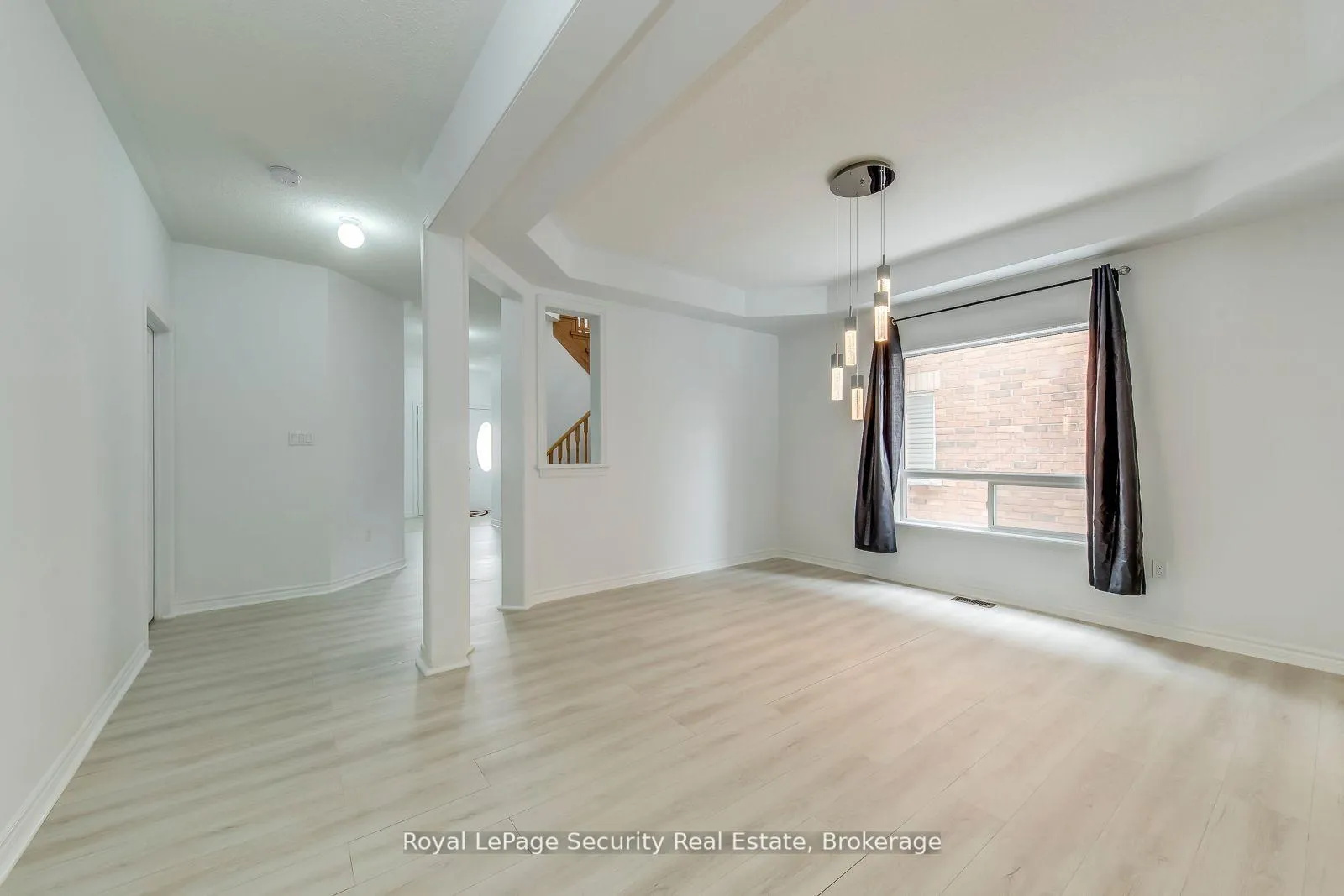 Photo 6 of 757 Halbert Drive, Shelburne — HOMEH