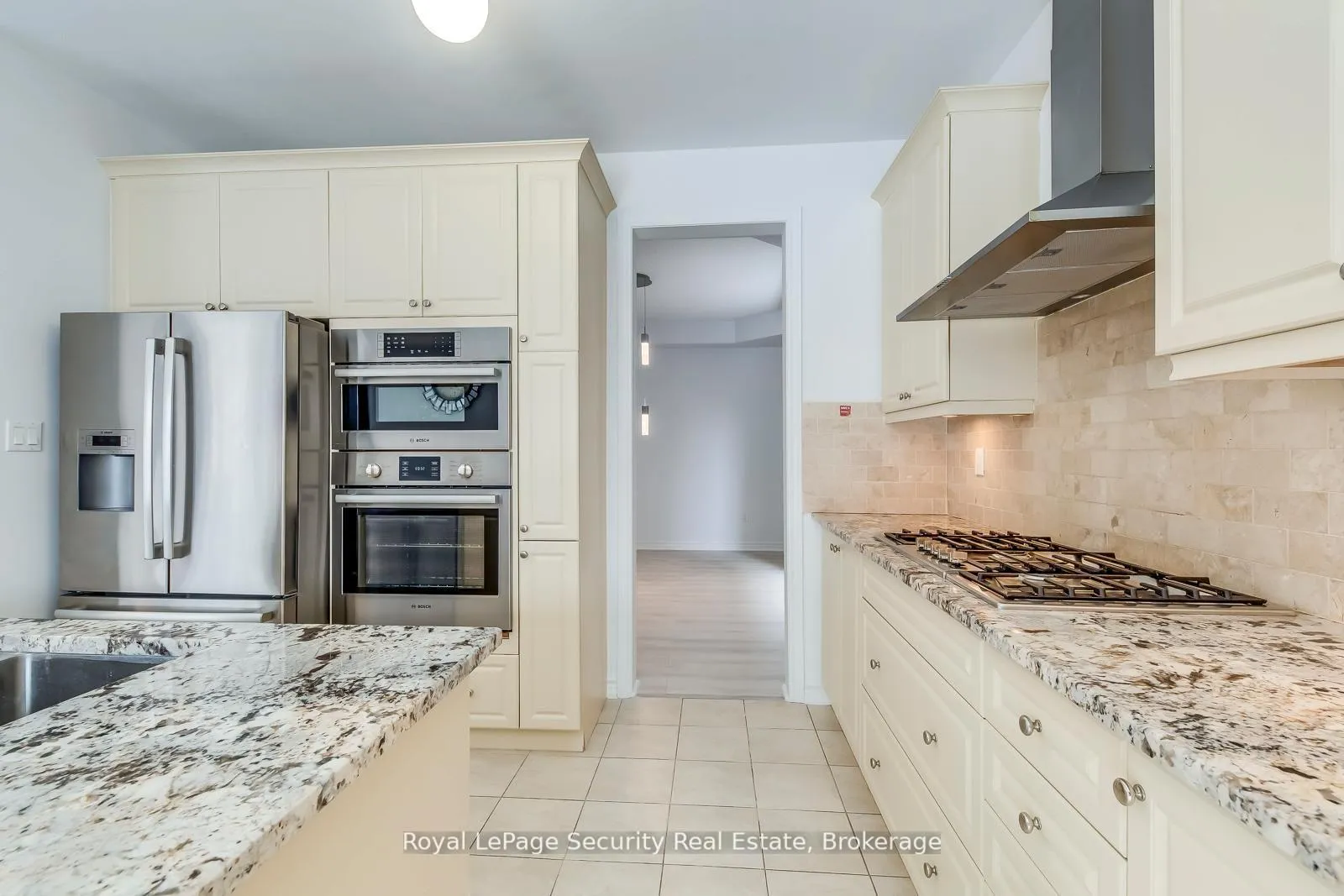 Photo 14 of 757 Halbert Drive, Shelburne — HOMEH
