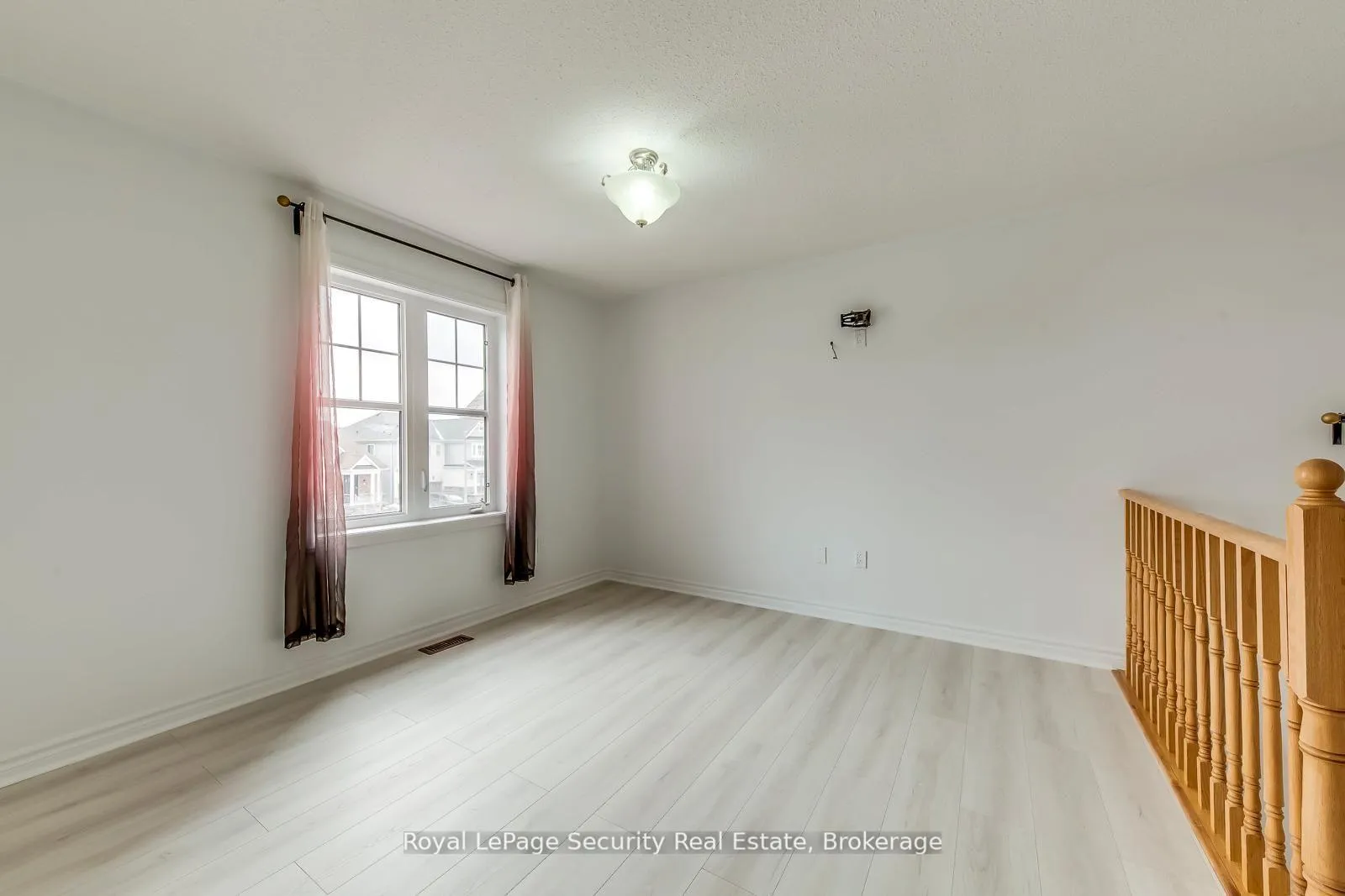 Photo 23 of 757 Halbert Drive, Shelburne — HOMEH